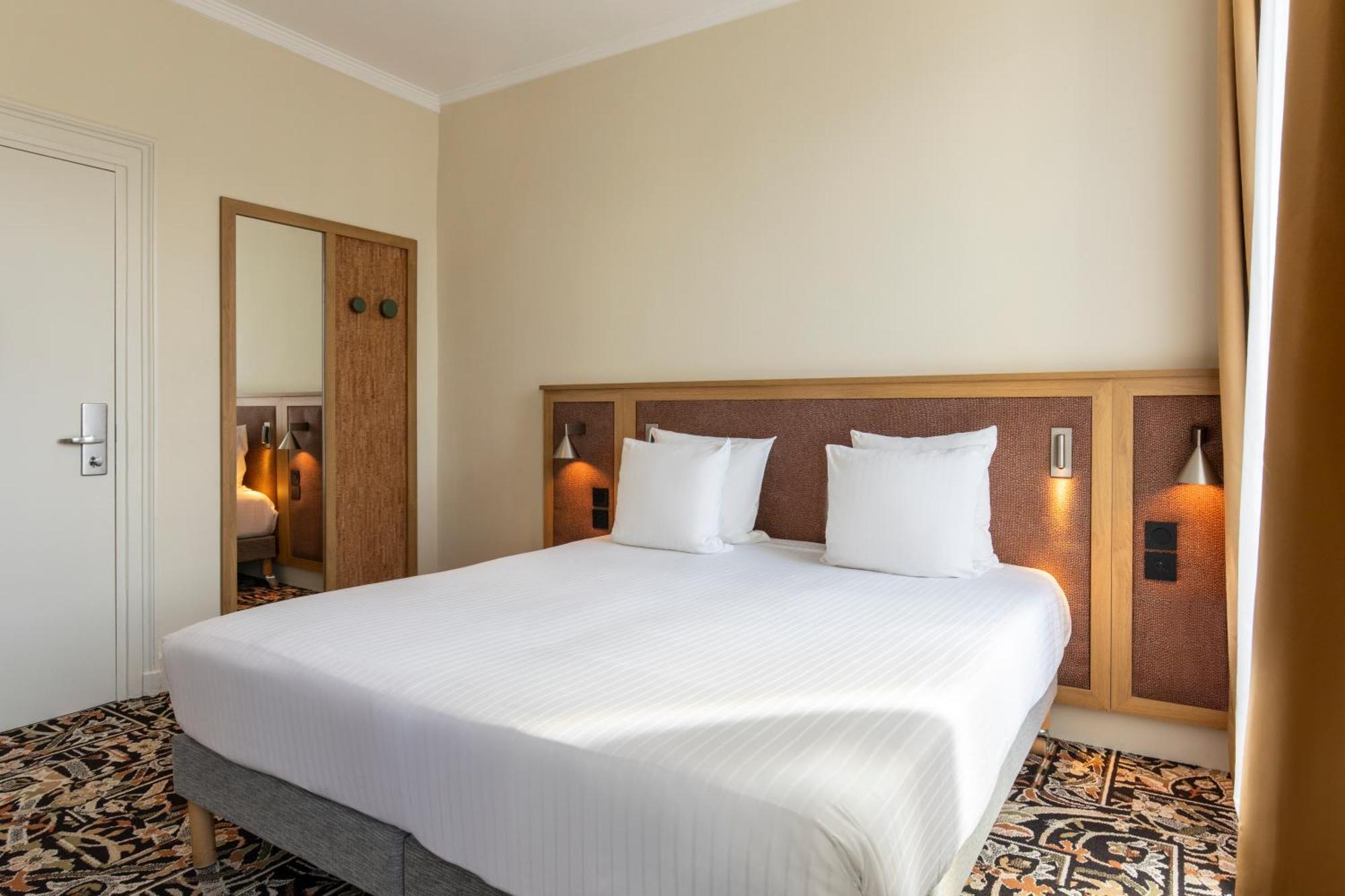 Superior Queen Room