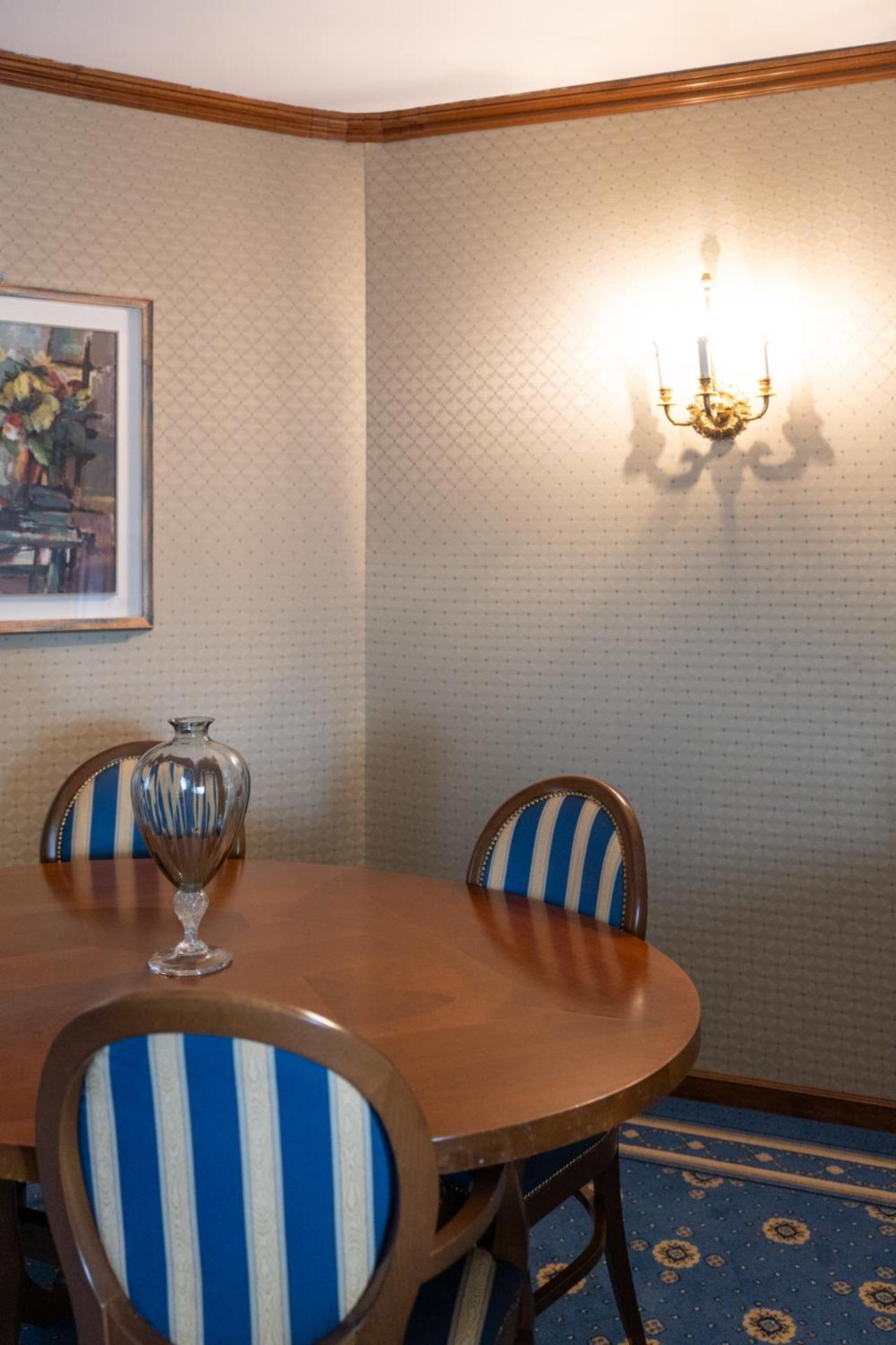 Presidential Suite