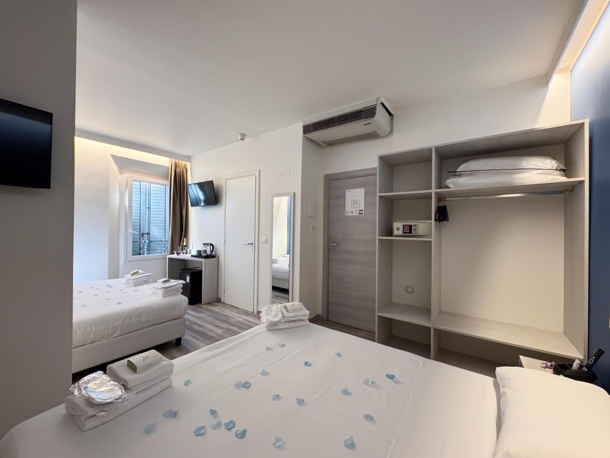 Comfort Quadruple Room