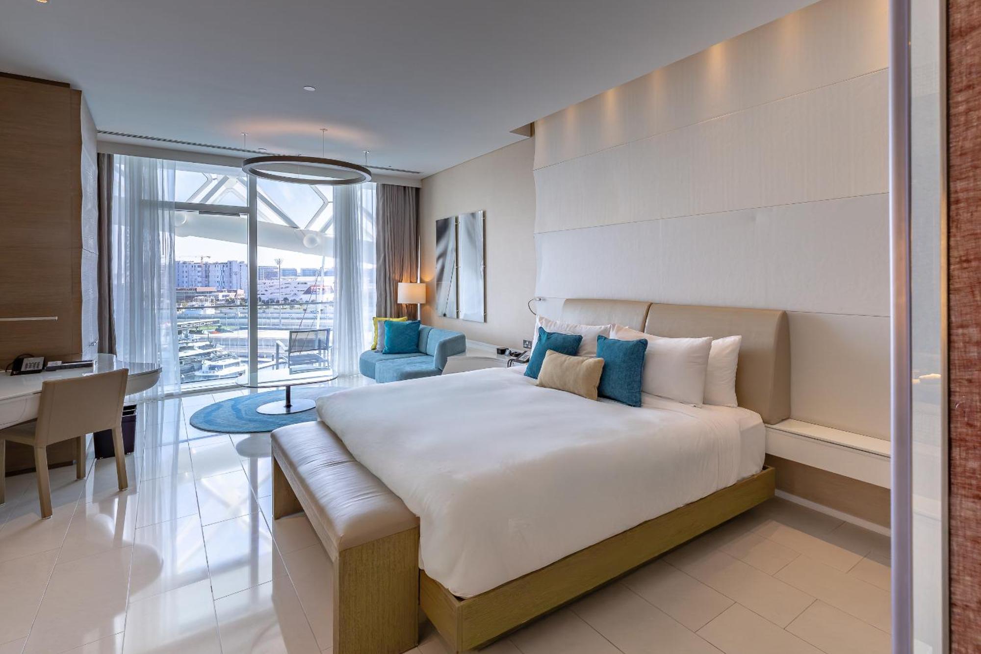 Superior Guest room 1 King Balcony Complimentary Yas Beach Access