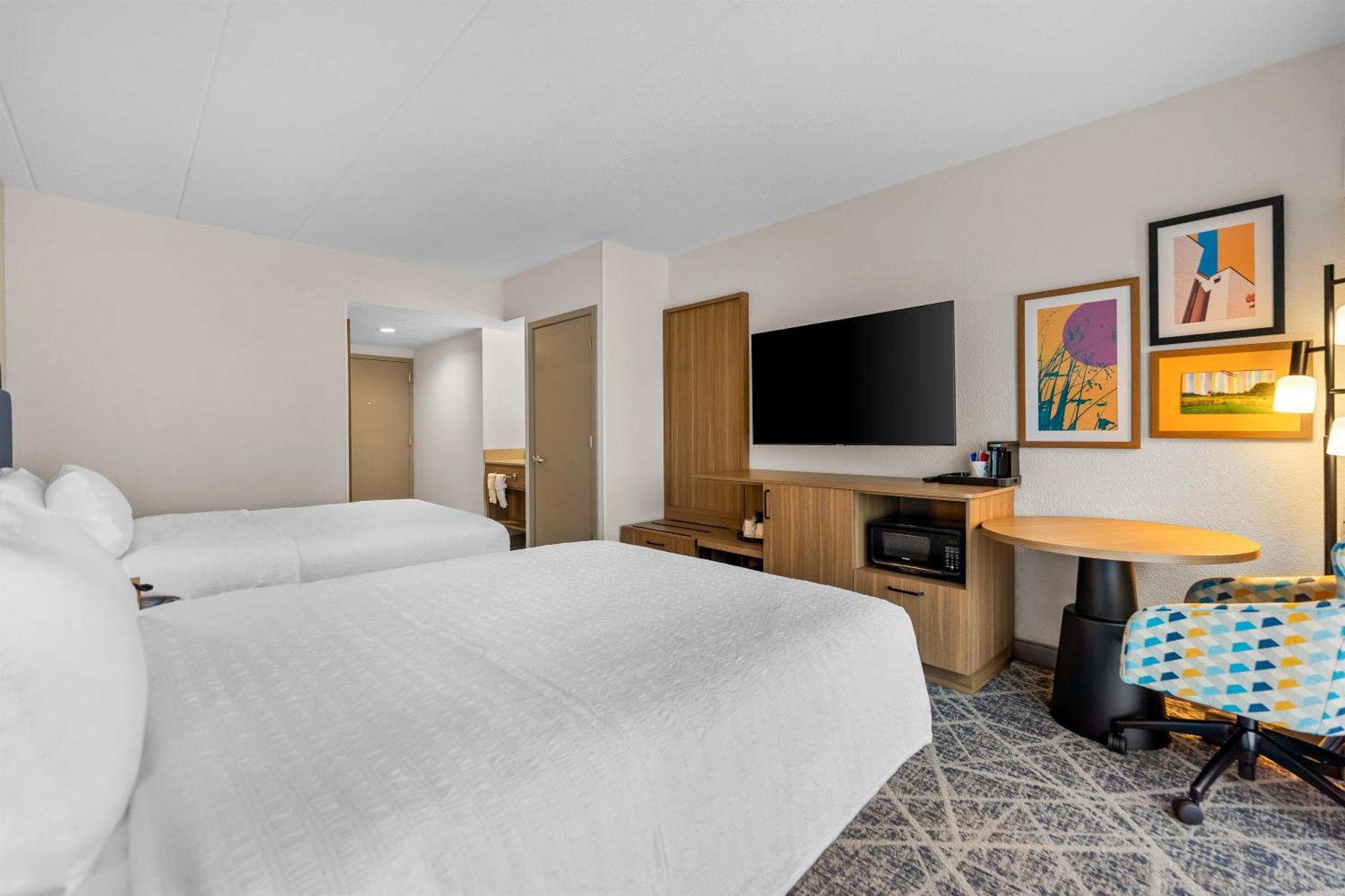 Room Two Queen Beds Non-Smoking