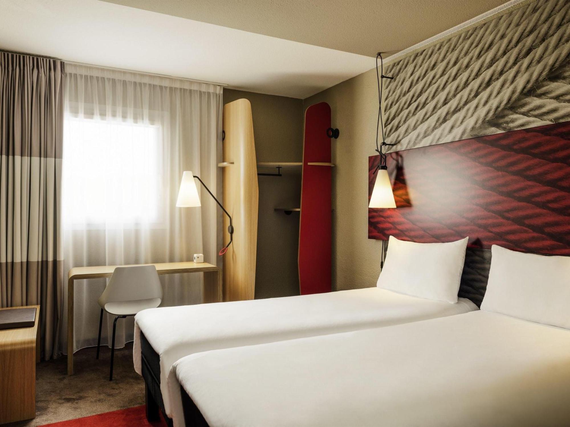 Standard Room Two Single Beds