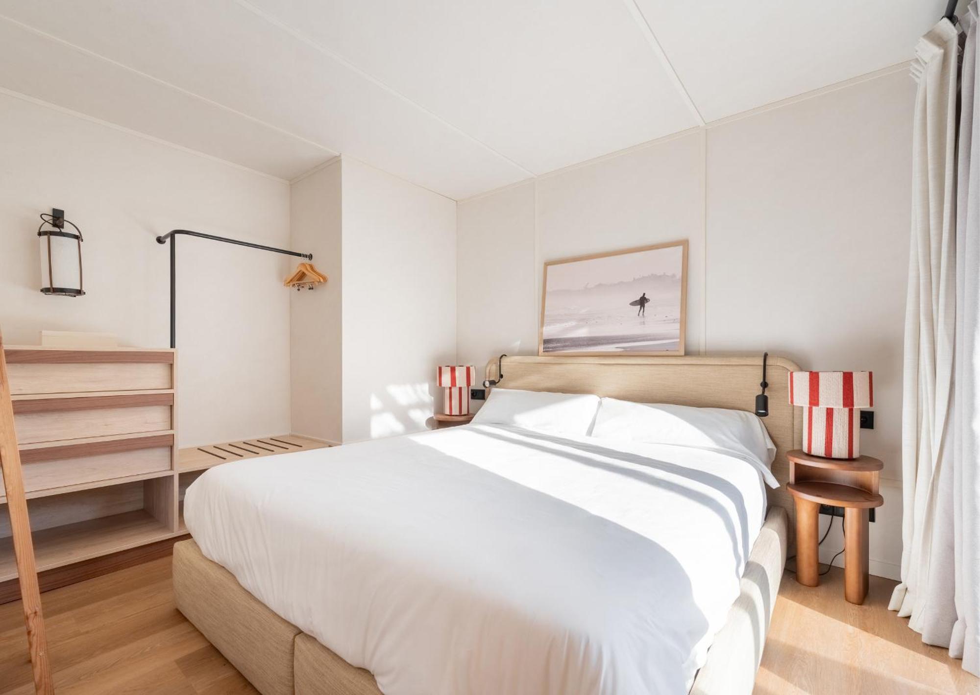 Premium One-Bedroom Bungalow with Panoramic View