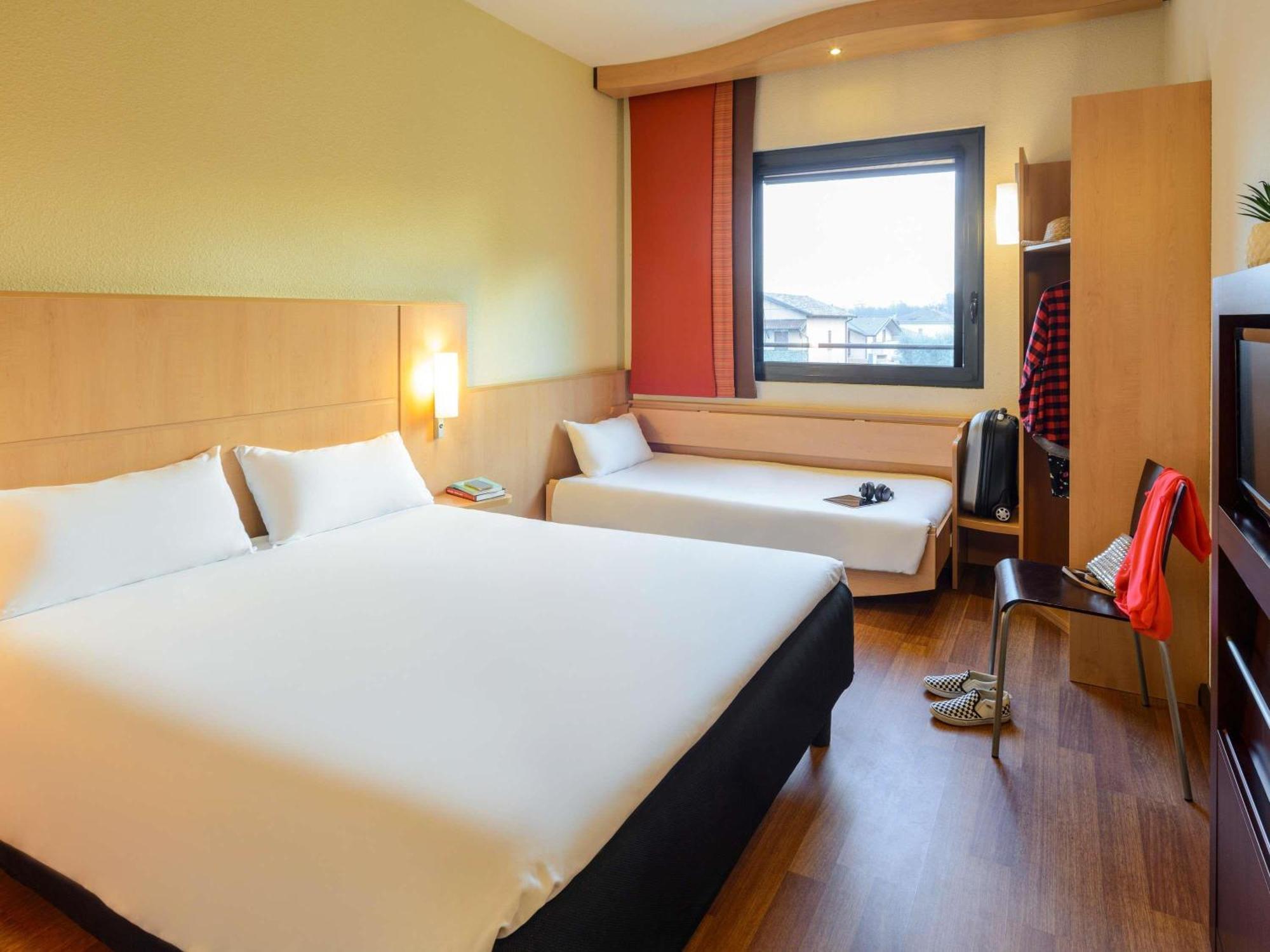 Standard Room One Double Bed One Single Bed