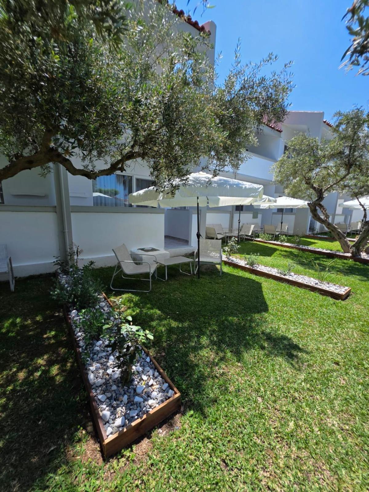 Double Room Garden View