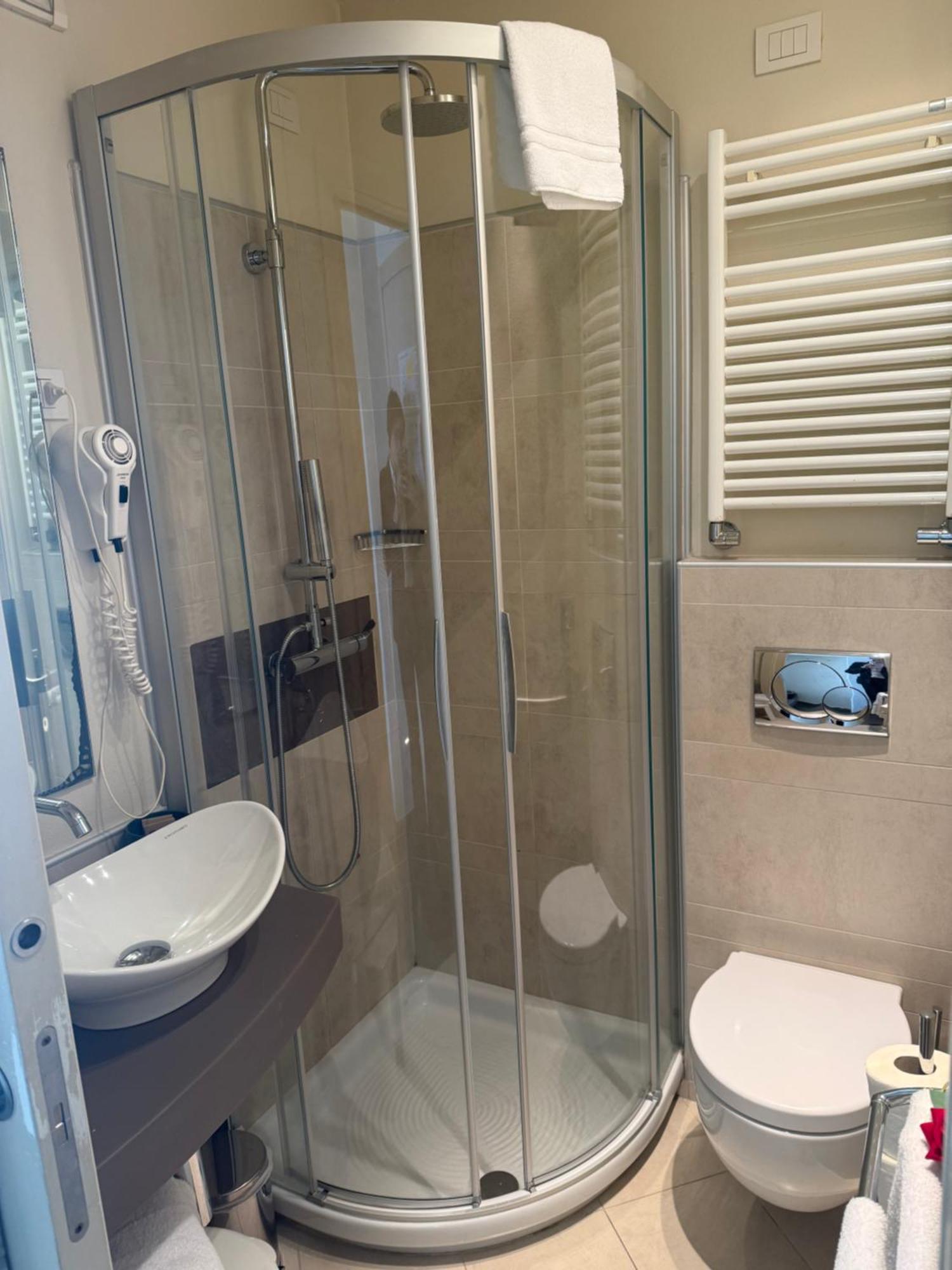 Double Room Lake View