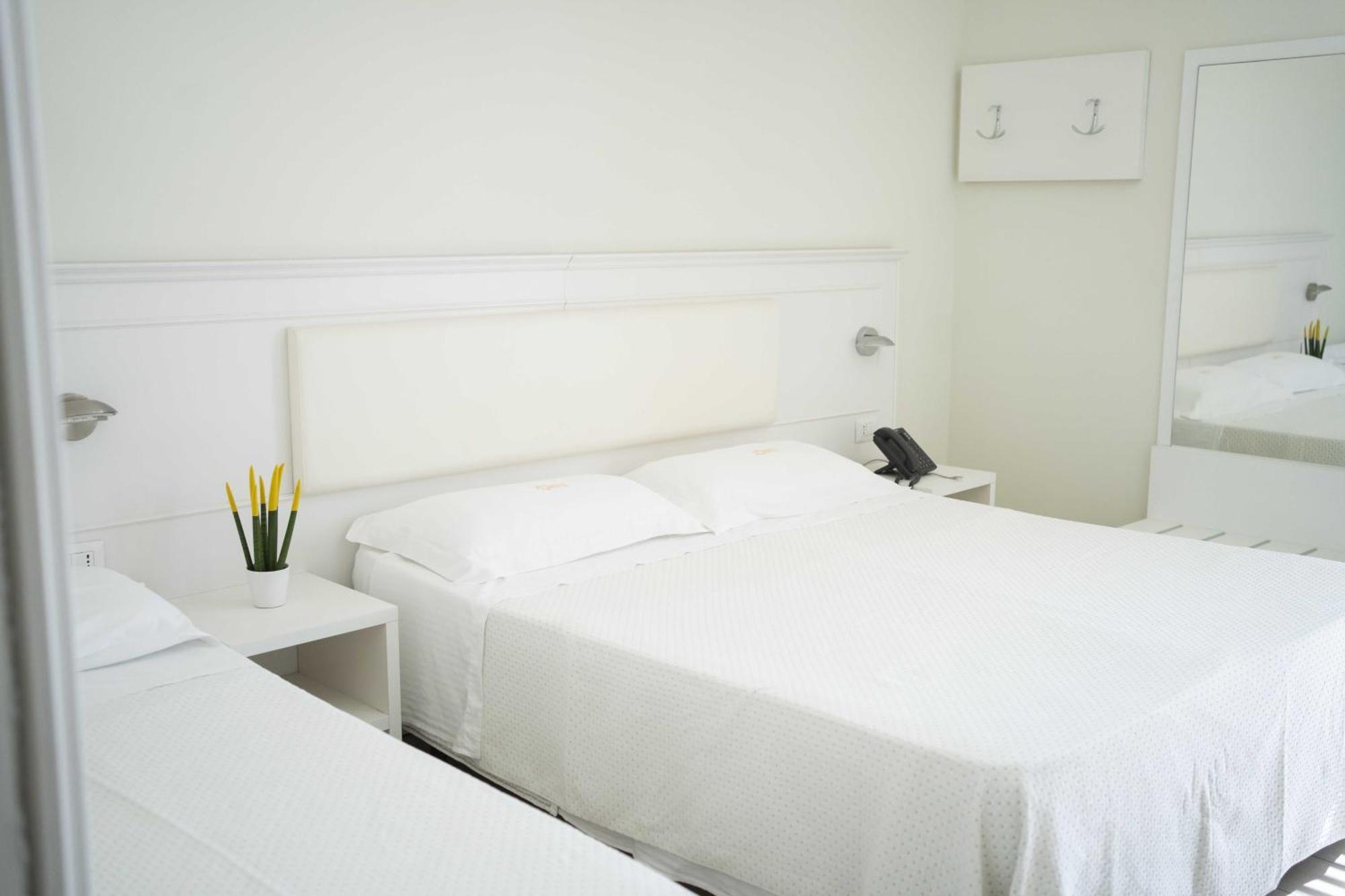 Standard Double Room,1771603067:JPEG