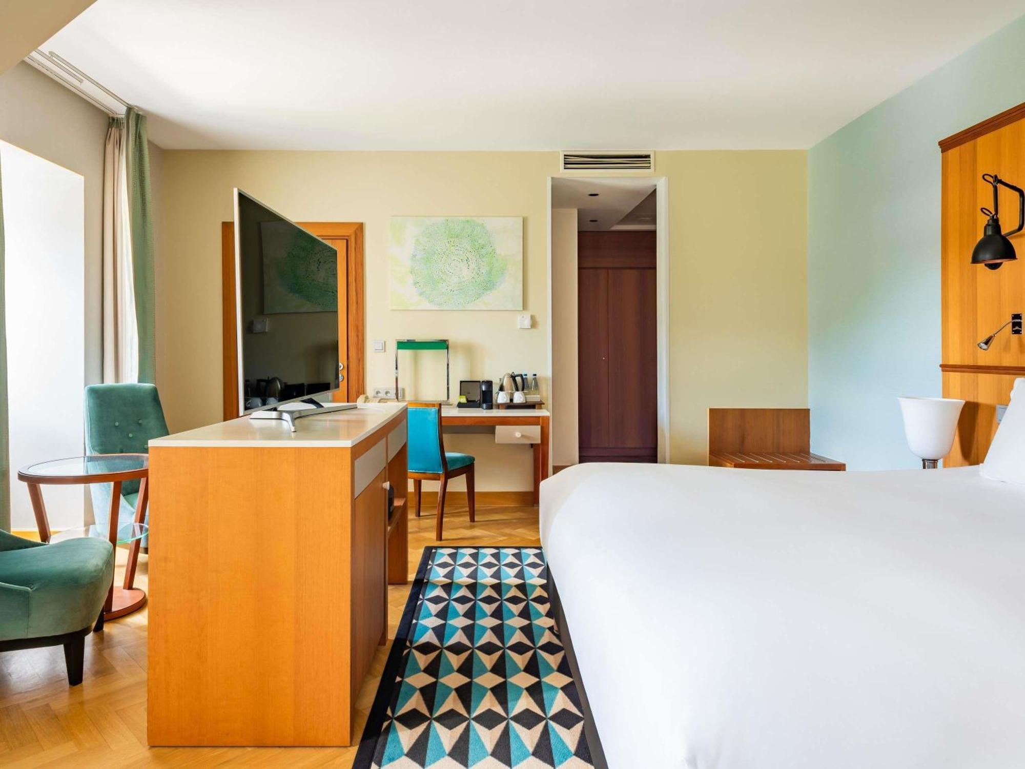 Double Junior Suite - Park Side