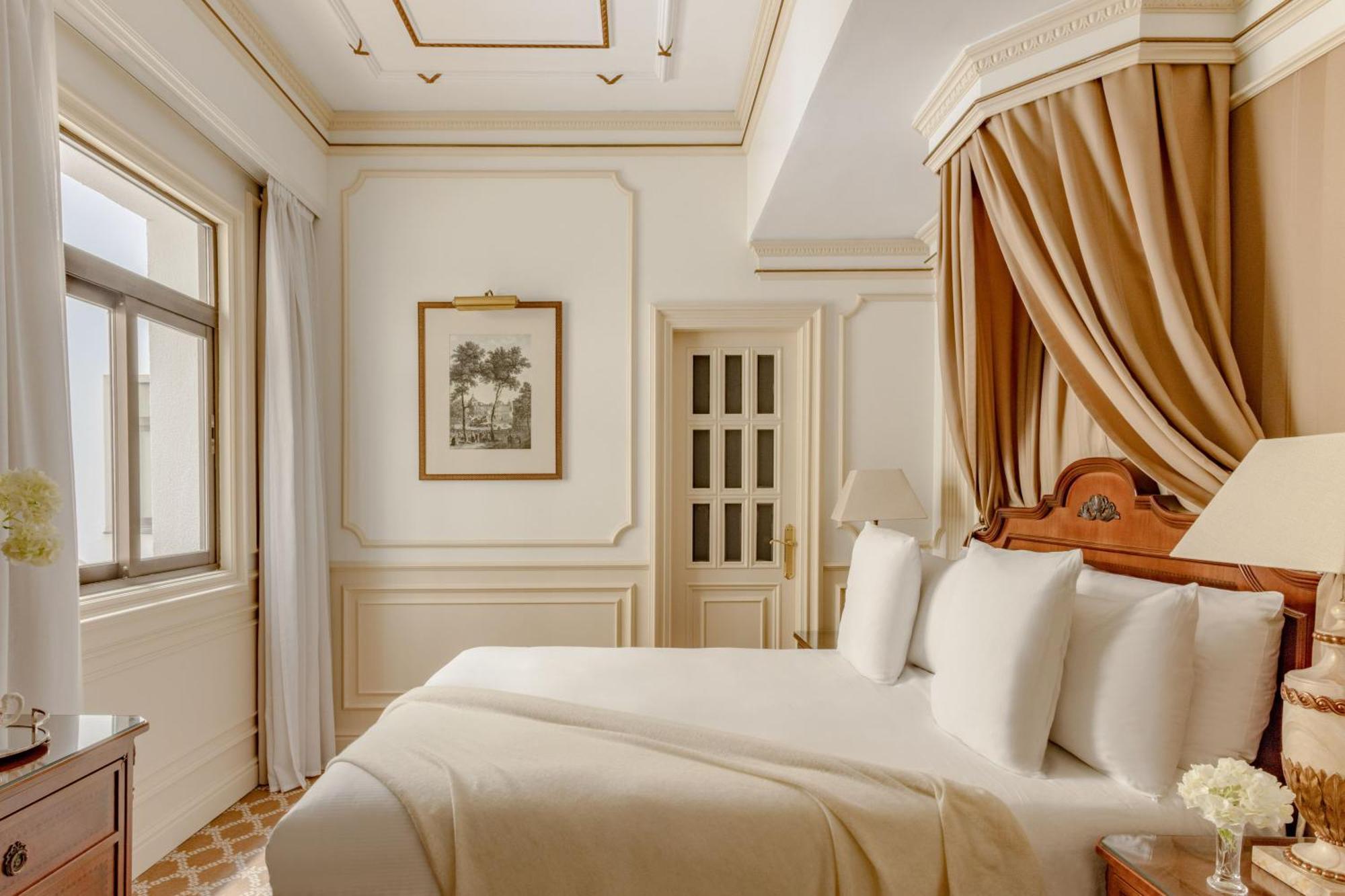 Deluxe Room,1771705663:JPEG