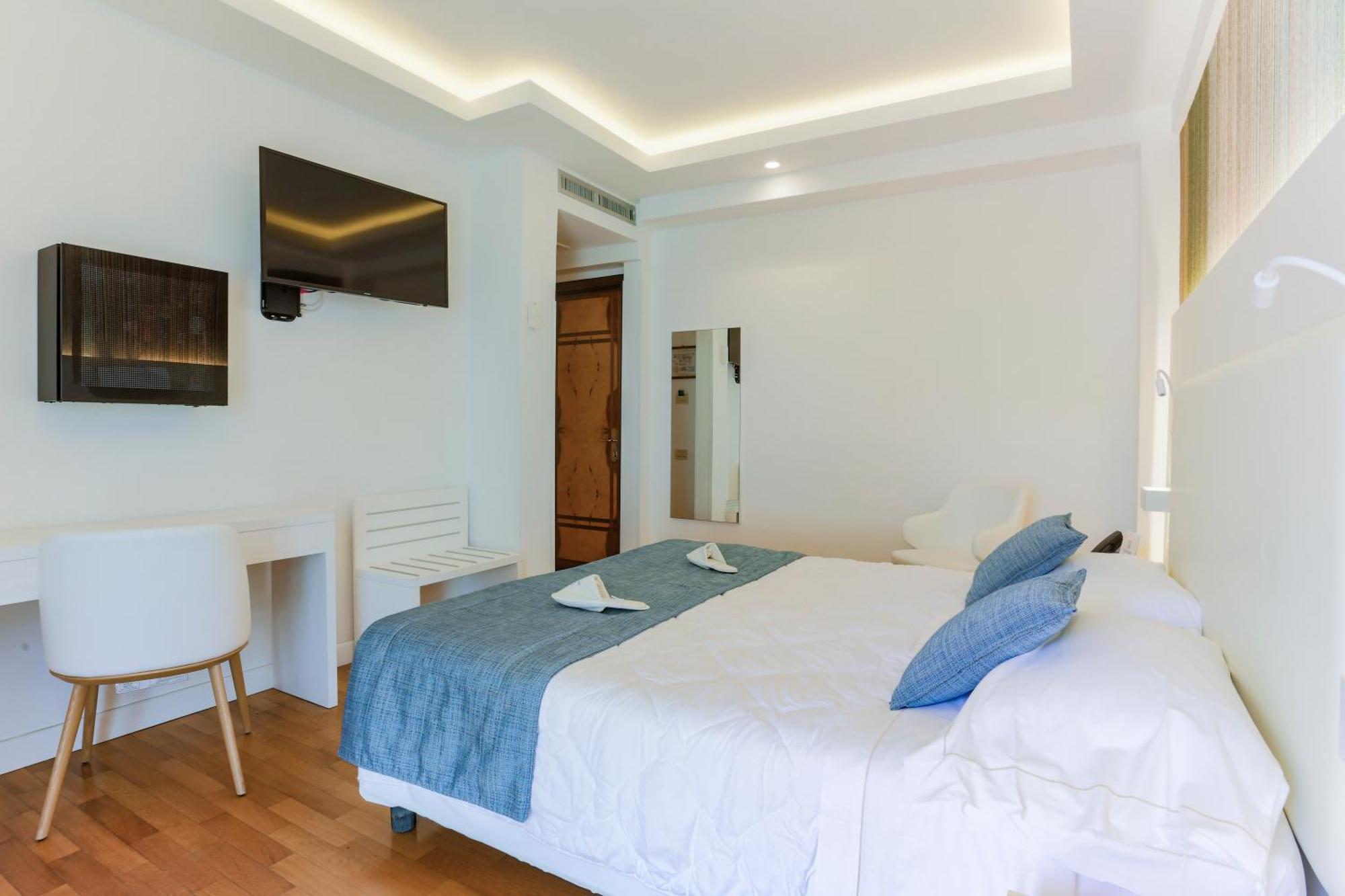 Deluxe Double Room Terrace Sea View