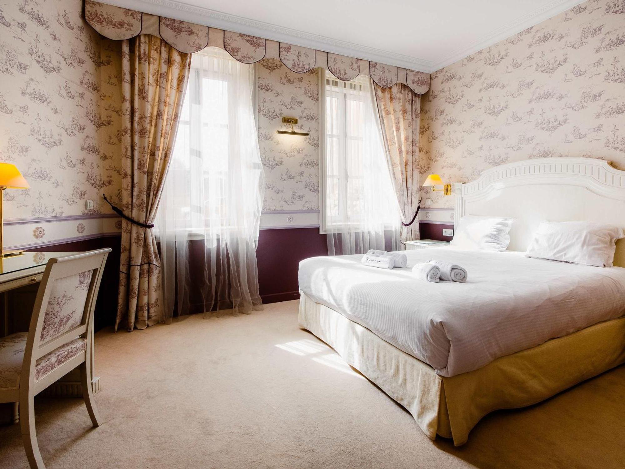 Standard Twin or Double Room