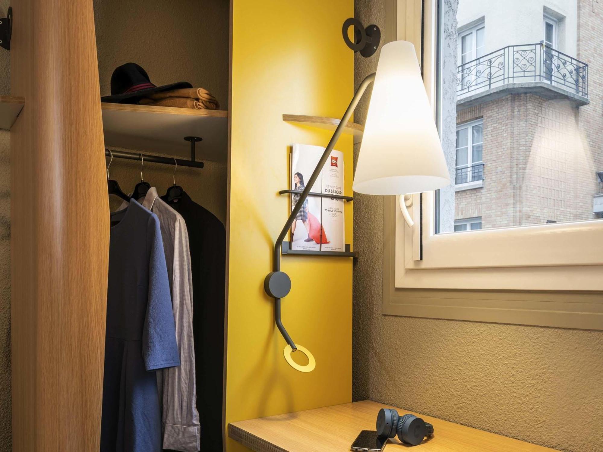 Standard Twin Room Disability Access