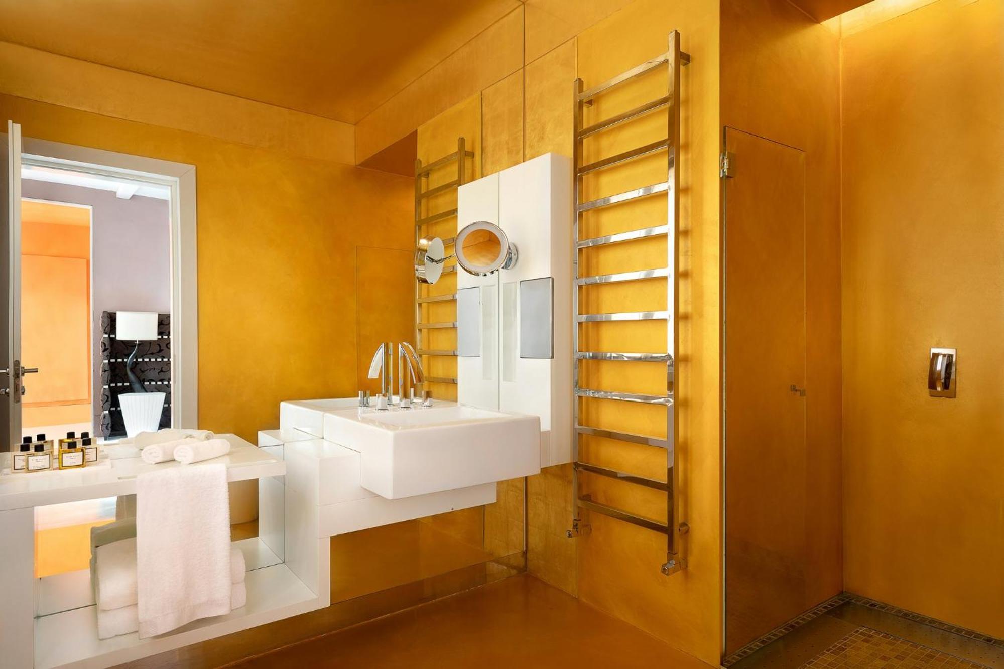 Classic Double or Twin Room