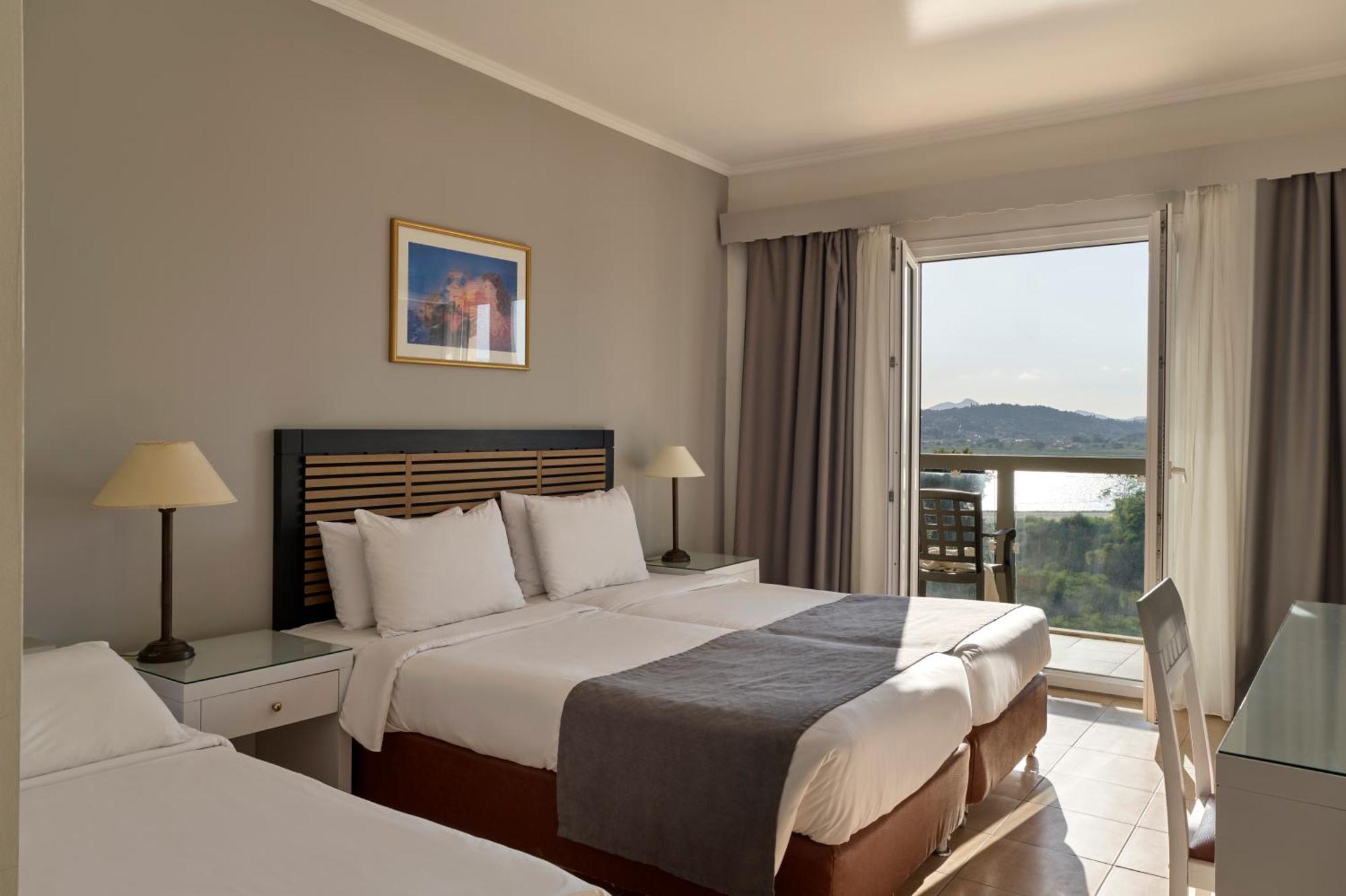 Double Room Lake View