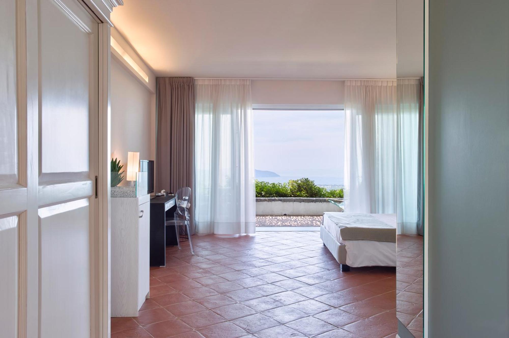 Junior Suite Sea View Terrace
