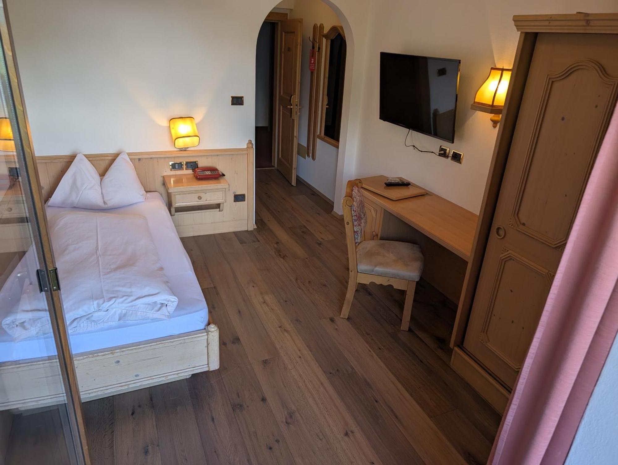 Single Room,1771757636:JPEG