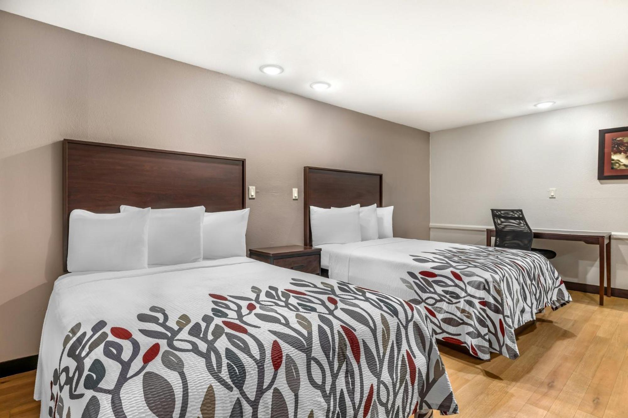 Deluxe Room Two Double Beds Non-Smoking