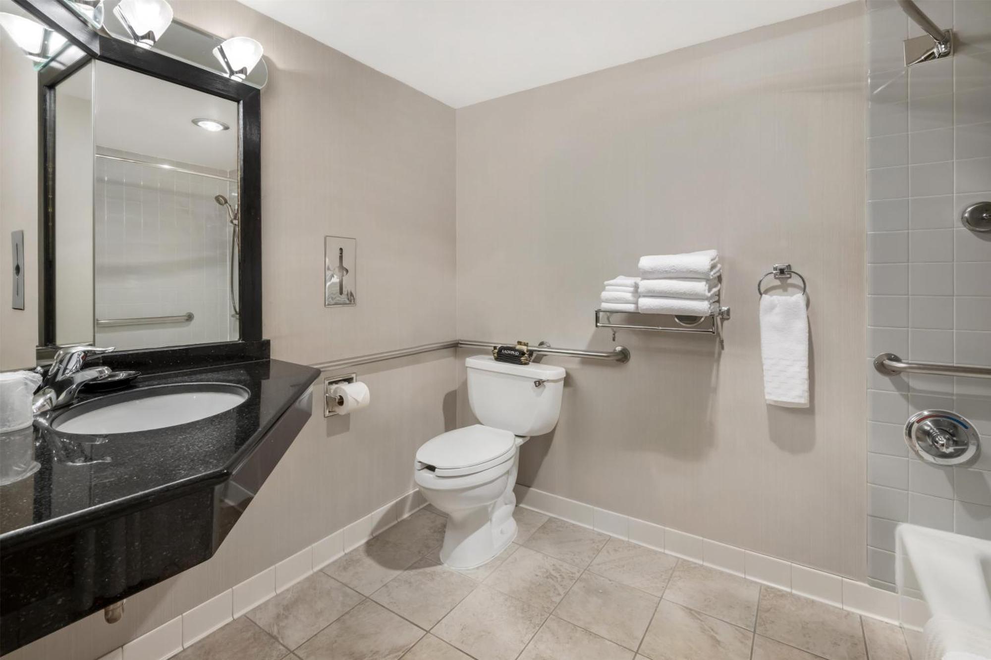 King Room Bath Tub Mobility Accessible or Non-Smoking