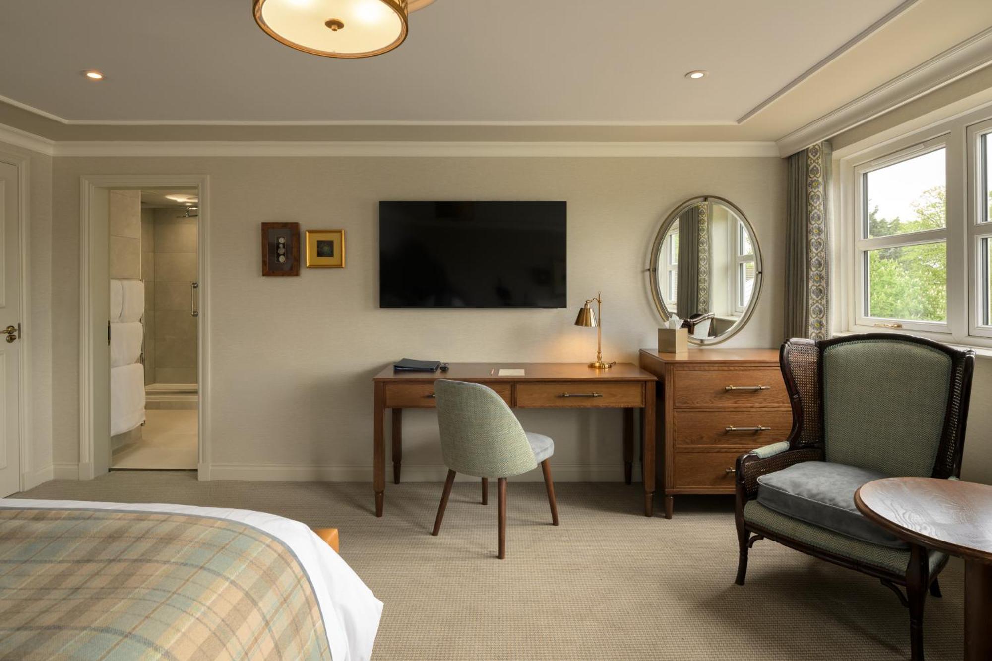 Deluxe Double or Twin Room
