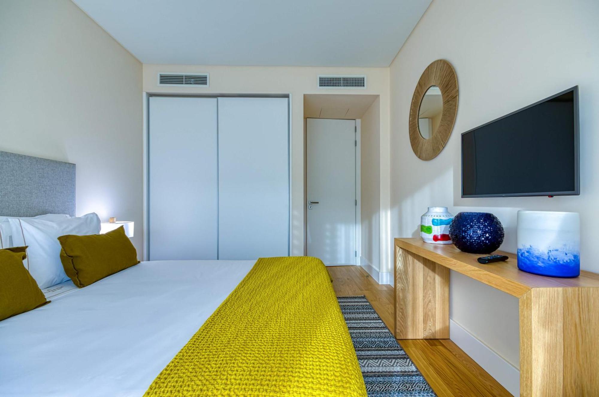 One-Bedroom Apartment River View
