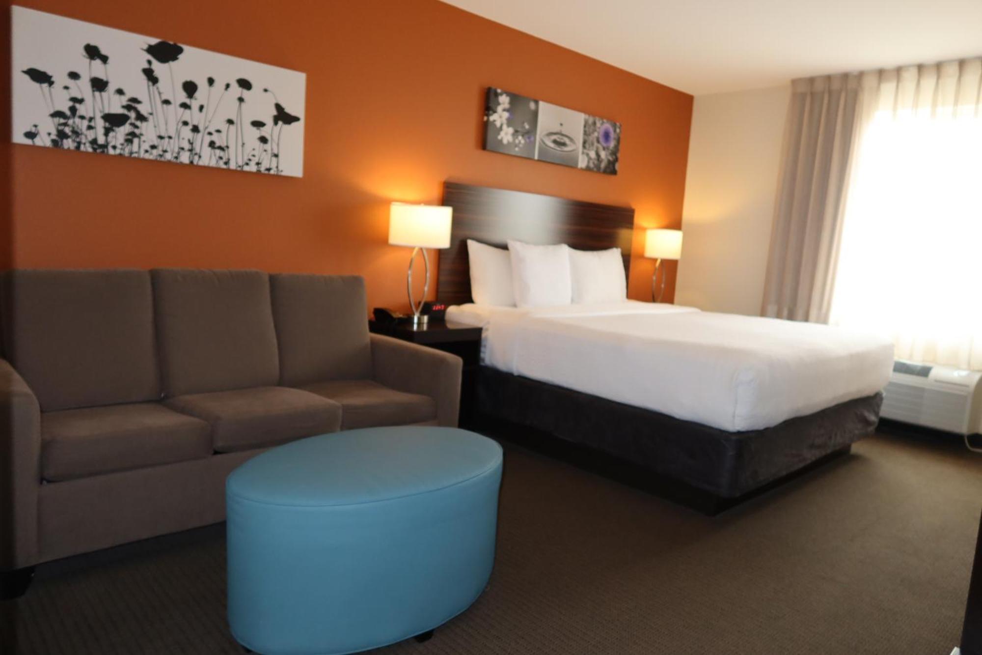 King Suite with Sofa Bed - Non-Smoking