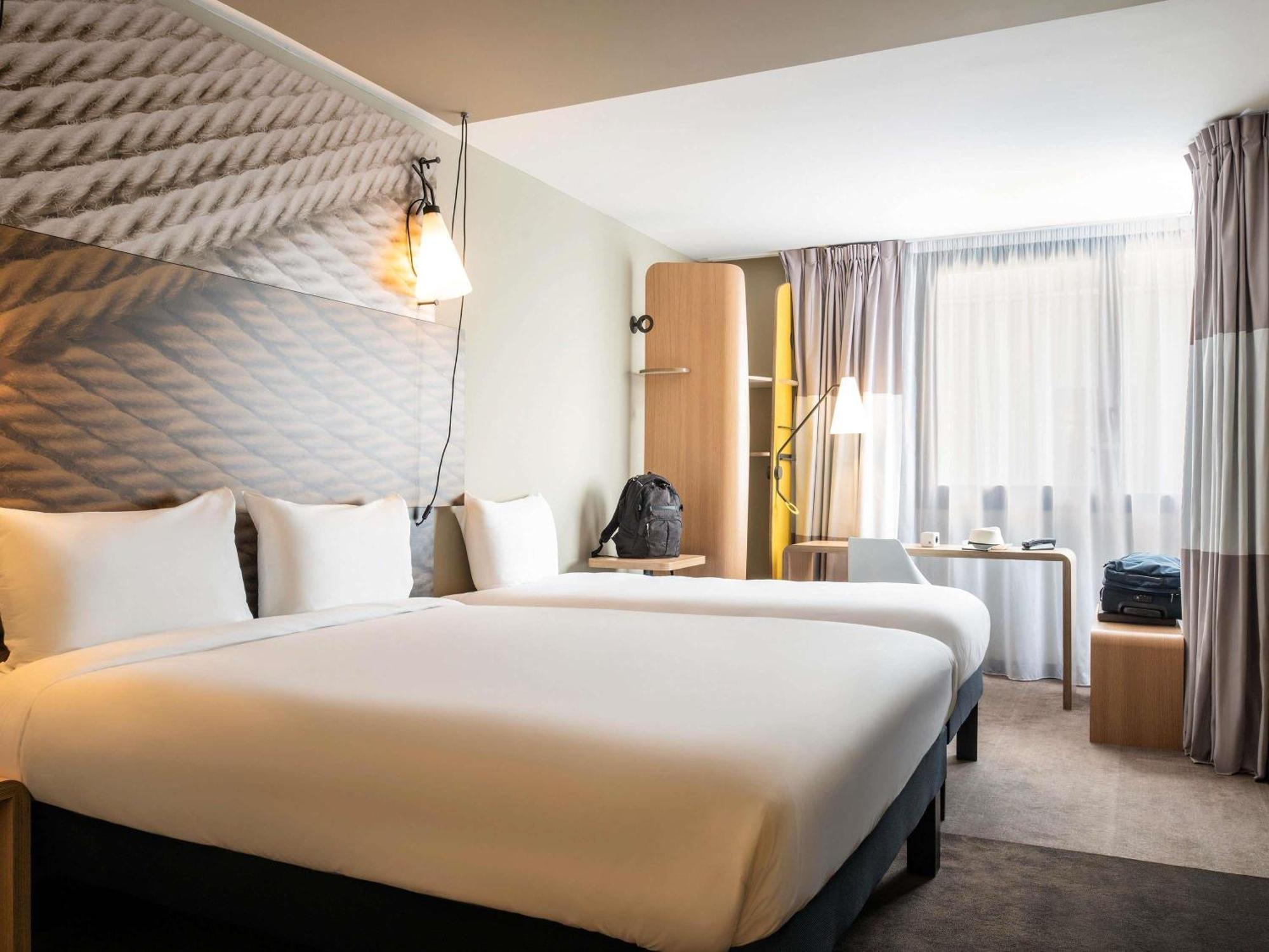 Standard Room Three Single Beds