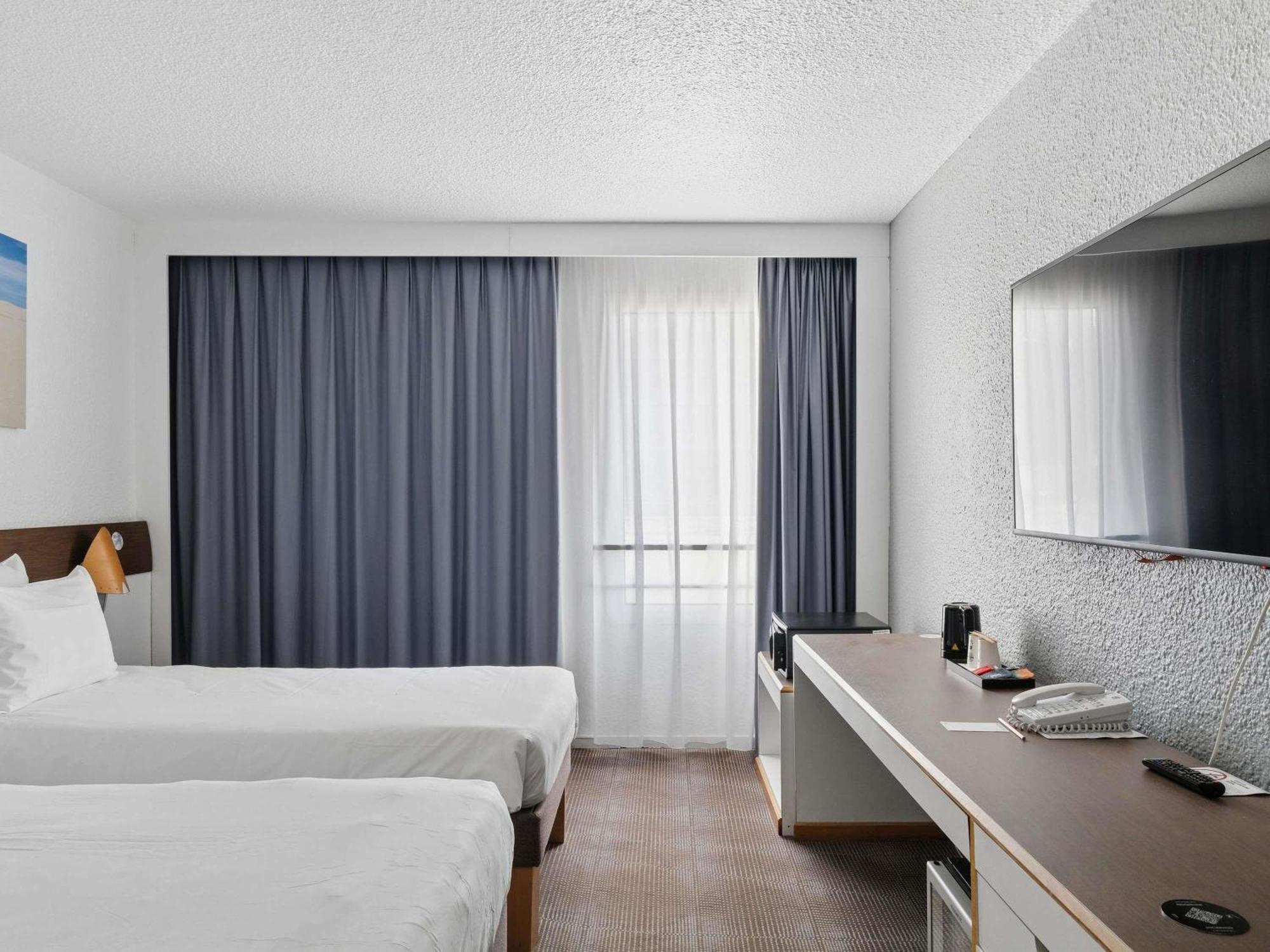Classic Twin Room