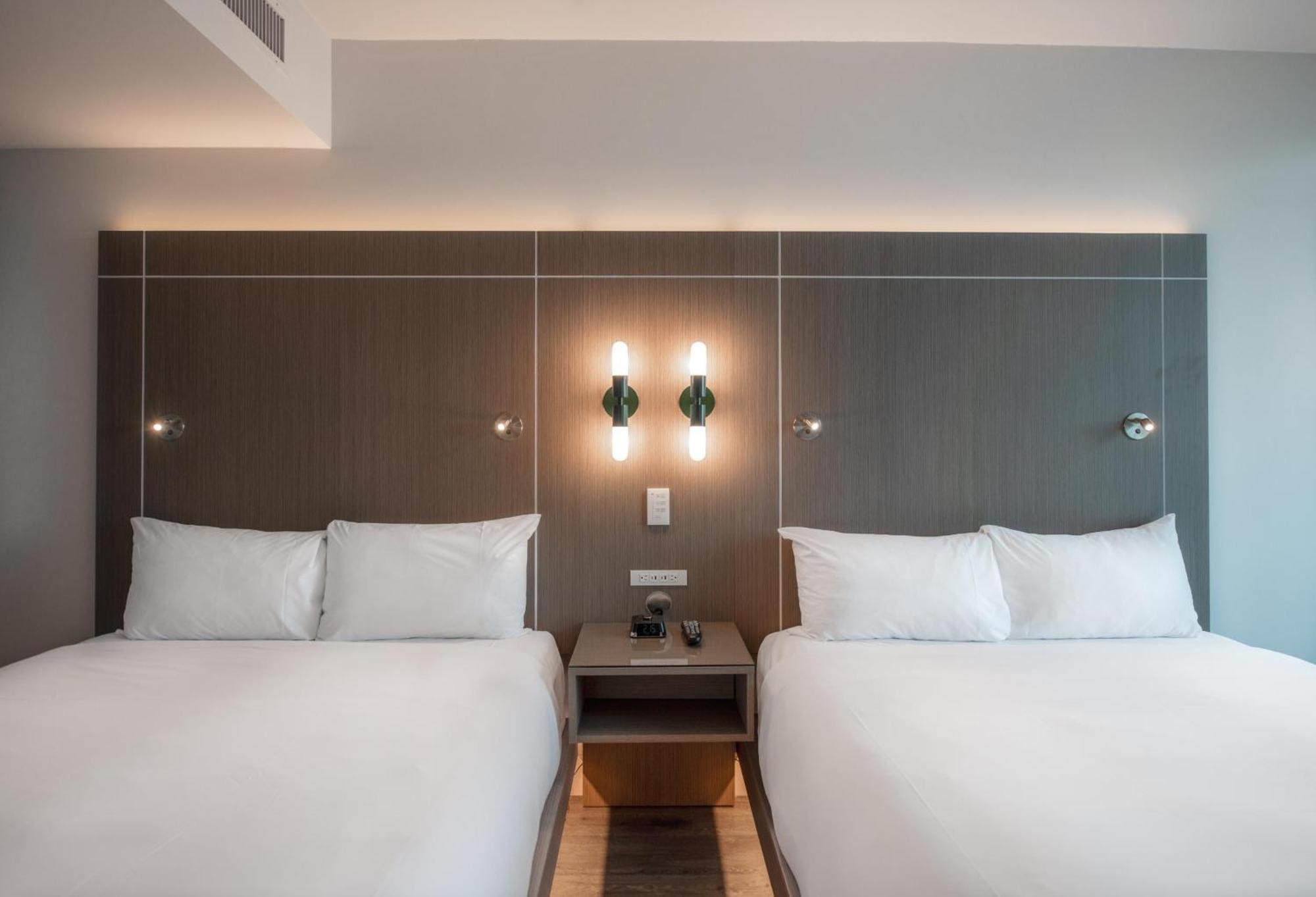 Coast Two Queens Pet Friendly