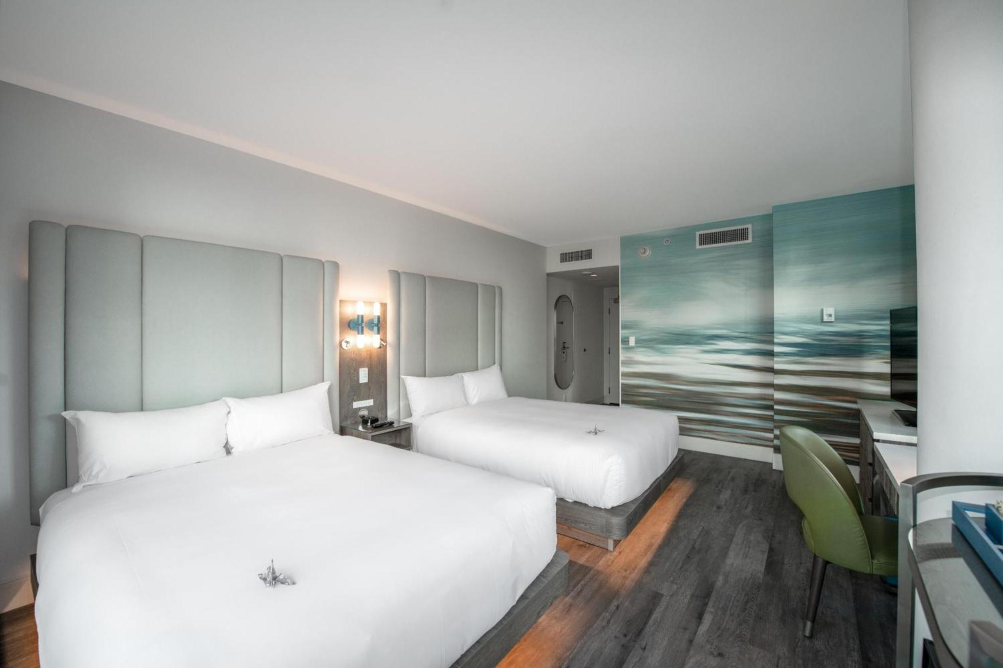 Coast Two Queens Corner Room Pet Friendly