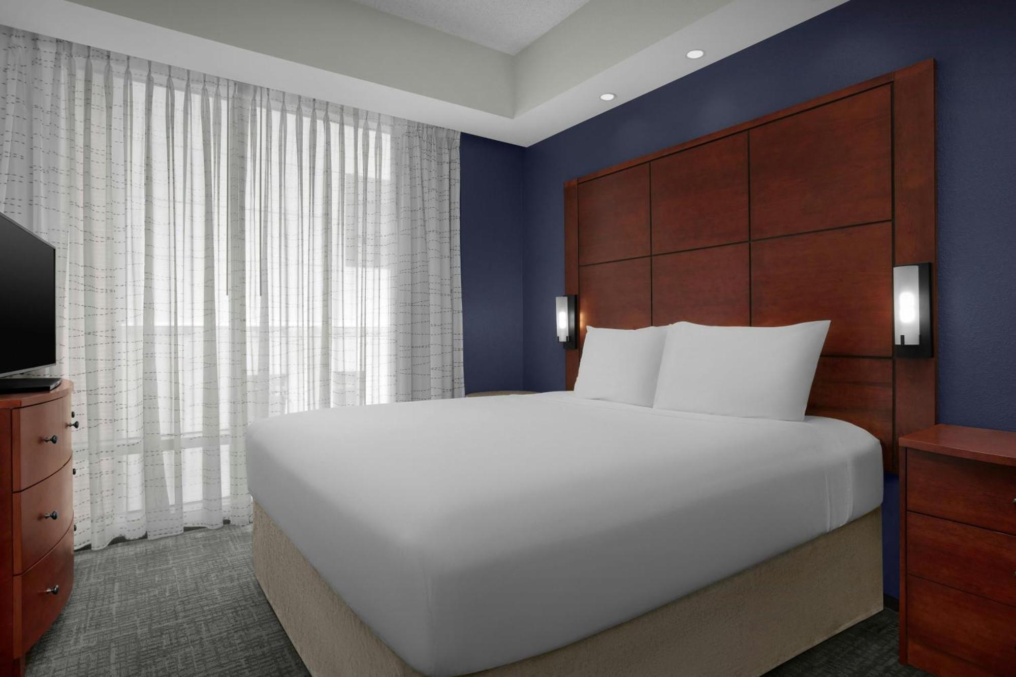 Two-Bedroom King Suite