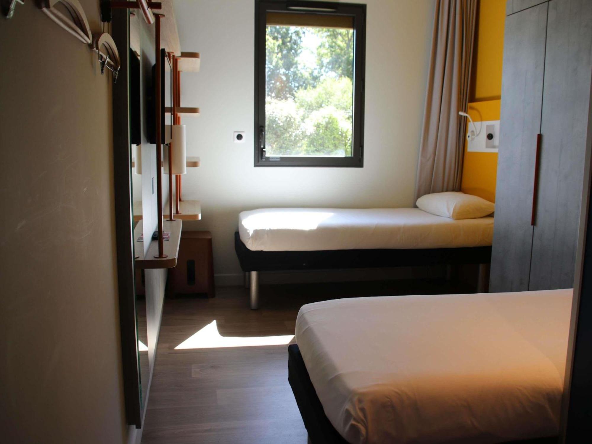 Triple Room Twin Beds