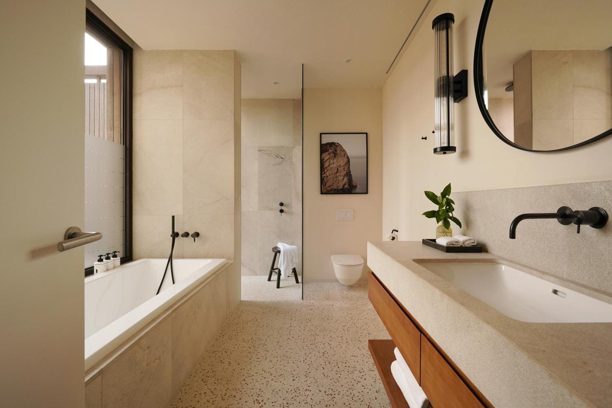 Habitación Doble con balcón, vistas al jardín y cama grande