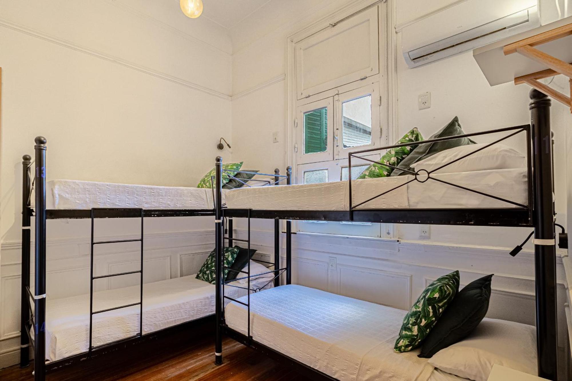 Bed 4-Bed Female Dormitory Room
