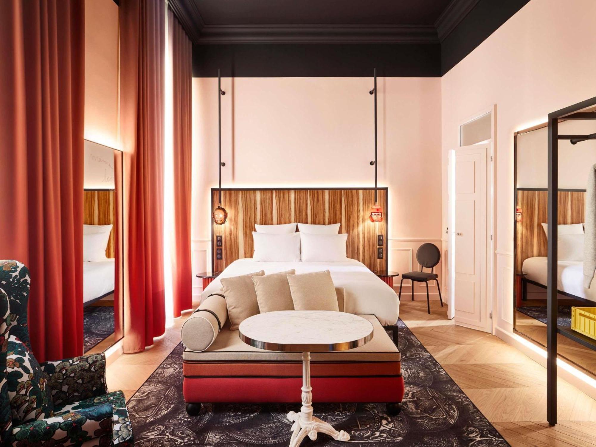 Grande Chambre Double Mama - Accessible aux Personnes à Mobilité Réduite