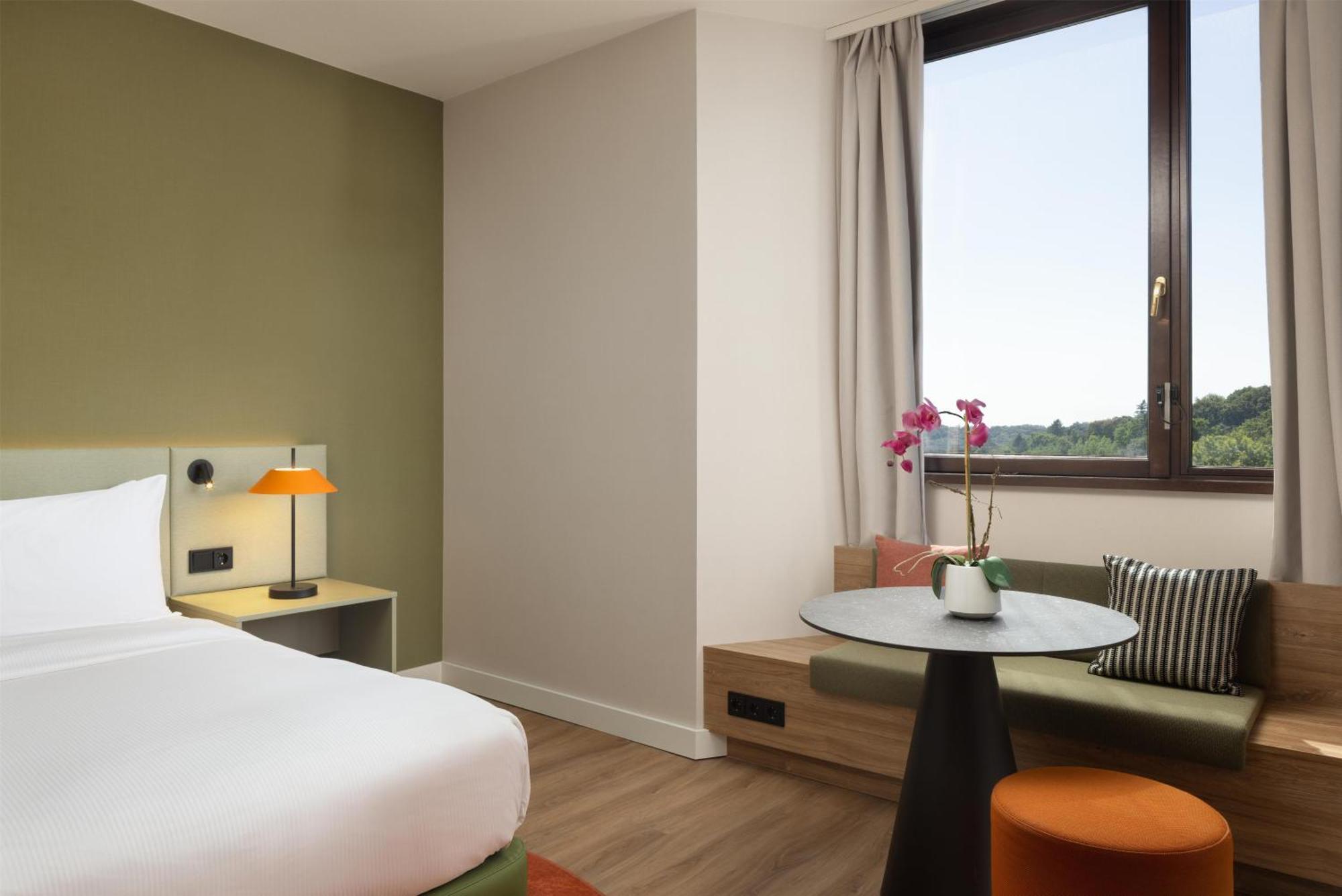 Superior King Room