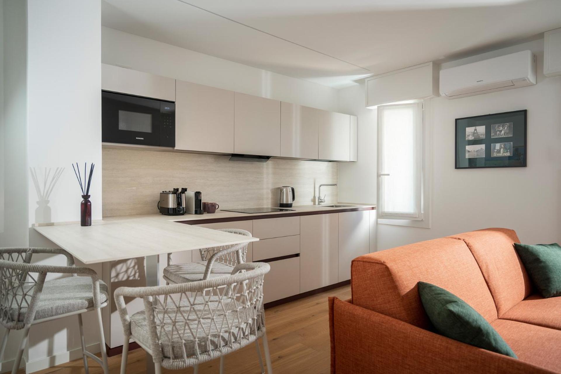 Superior One-Bedroom Apartment Balcony