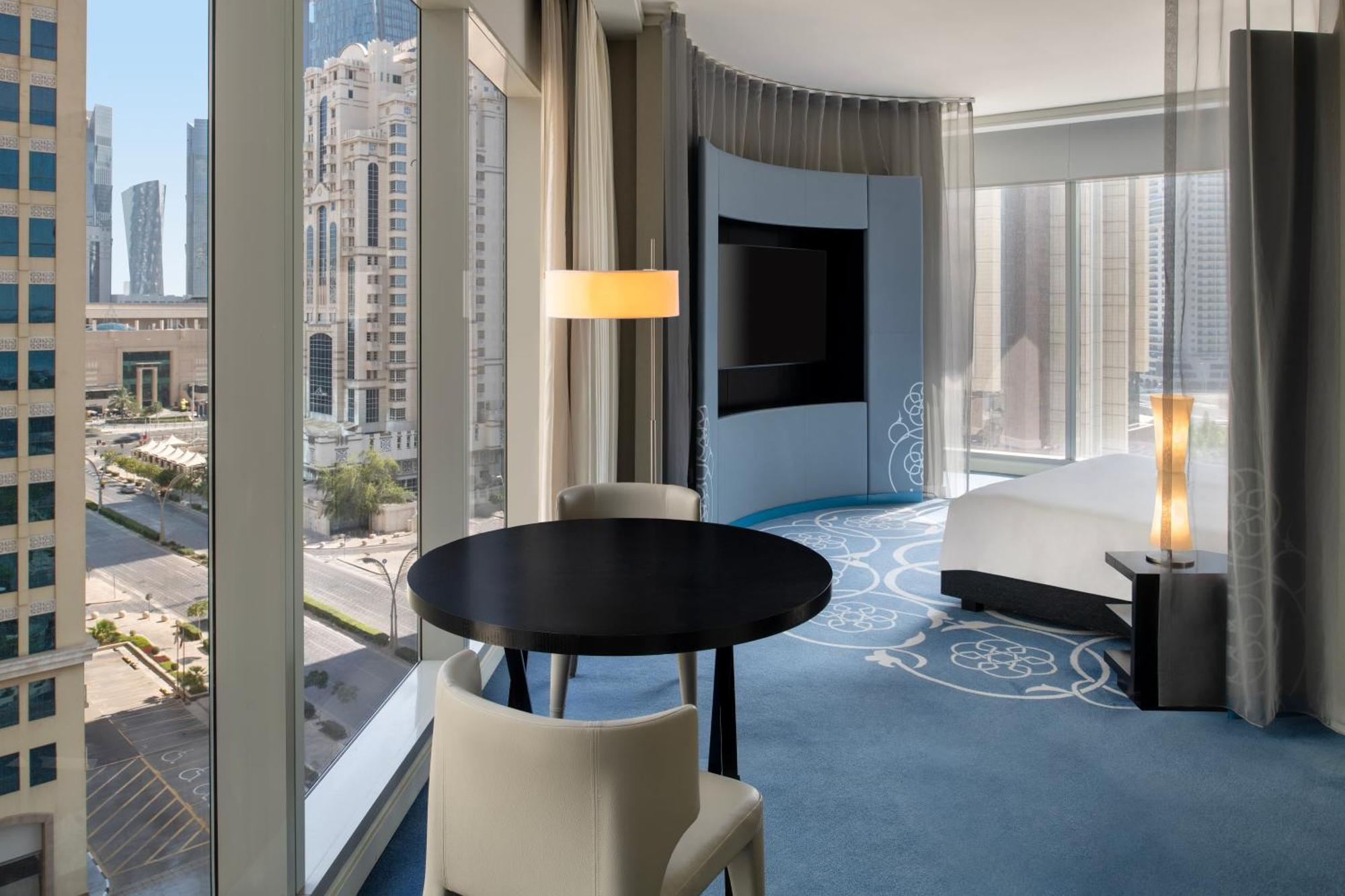 Urban Suite – King Size City View Beach Access