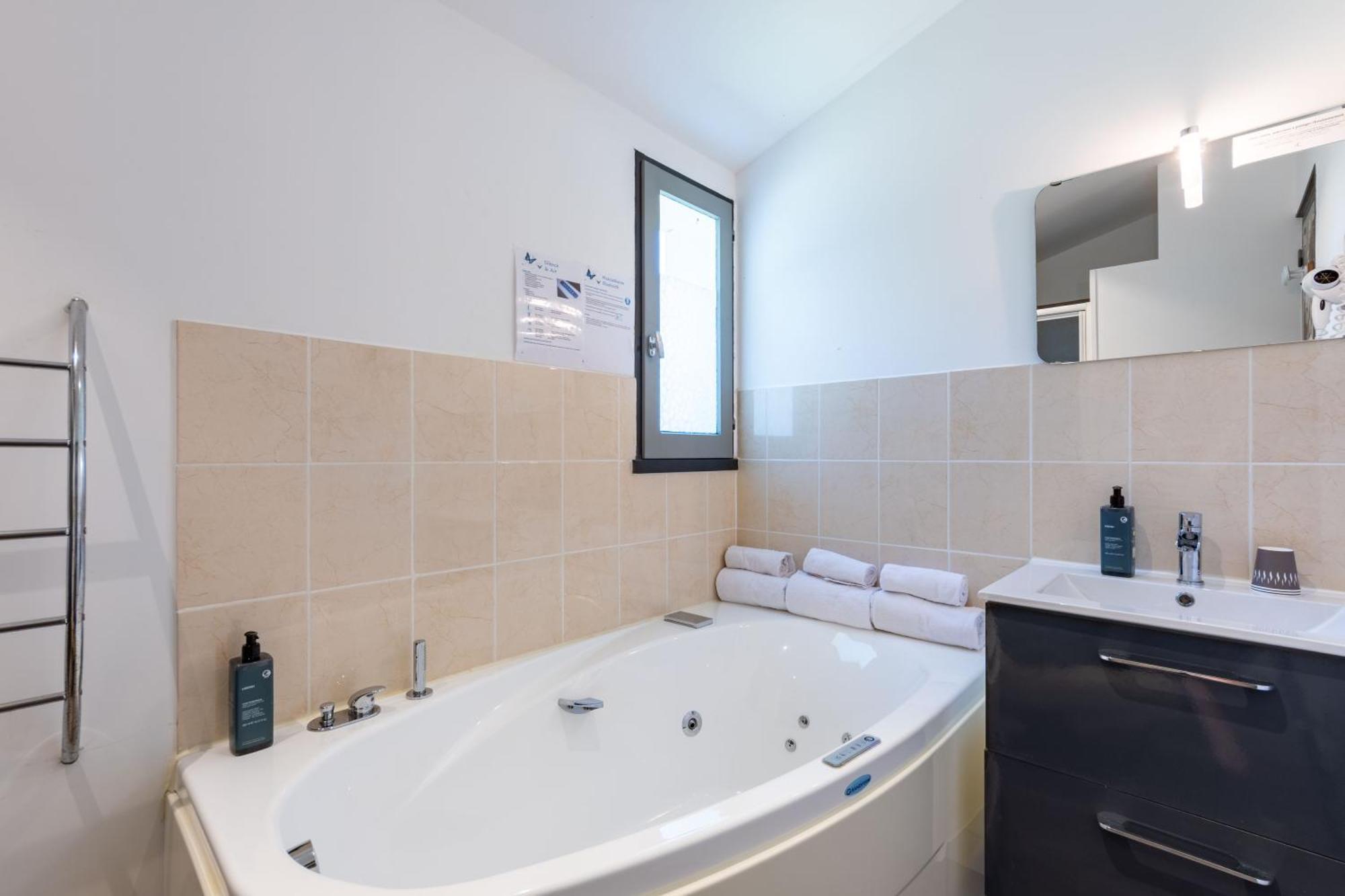Double Room Terrace Spa Bath