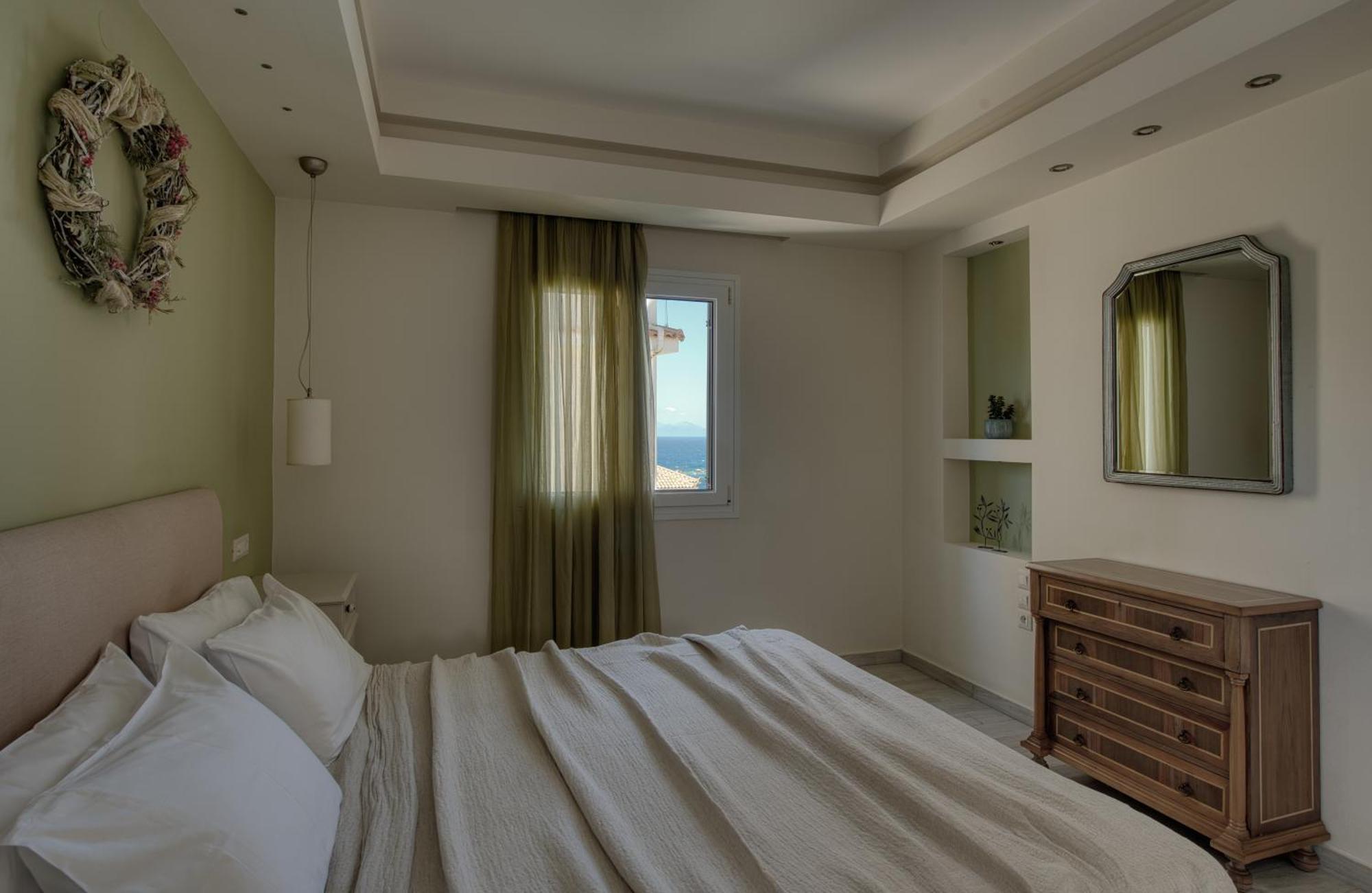 One-Bedroom Apartment Garden View or Sea View