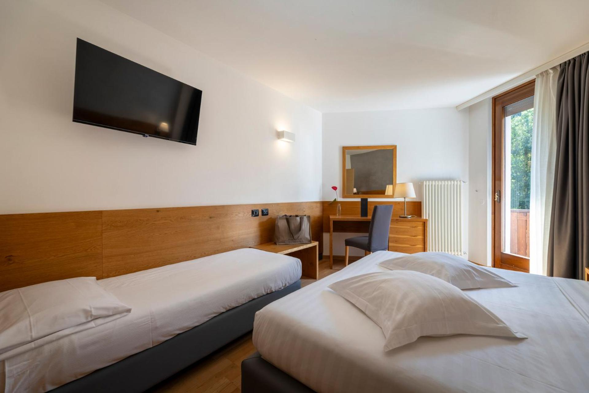 Comfort Triple Room
