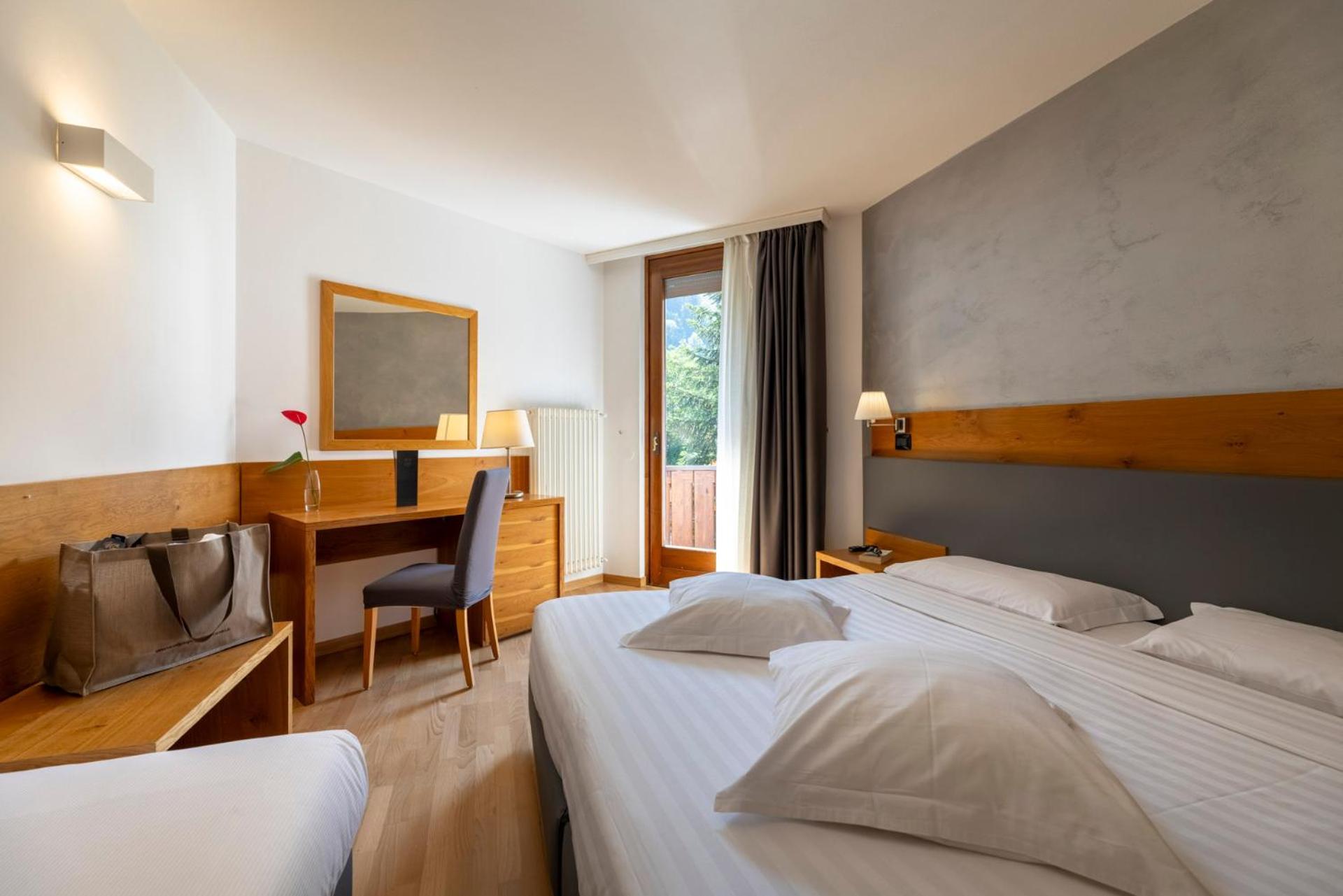 Comfort Triple Room
