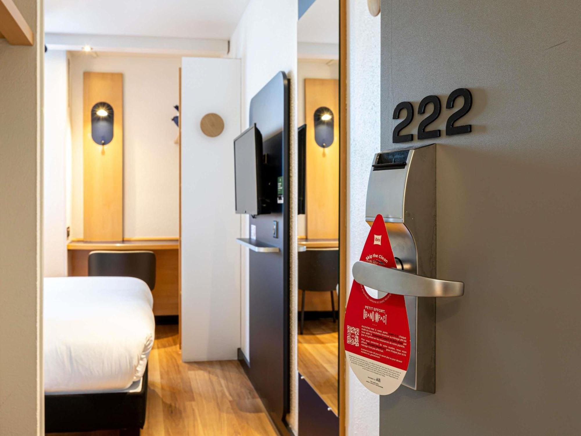 Standard Twin Room,1773747808:JPEG