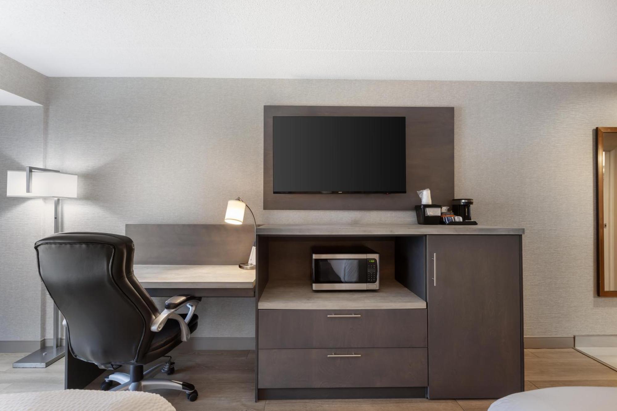 Double Room Two Double Beds Non-Smoking