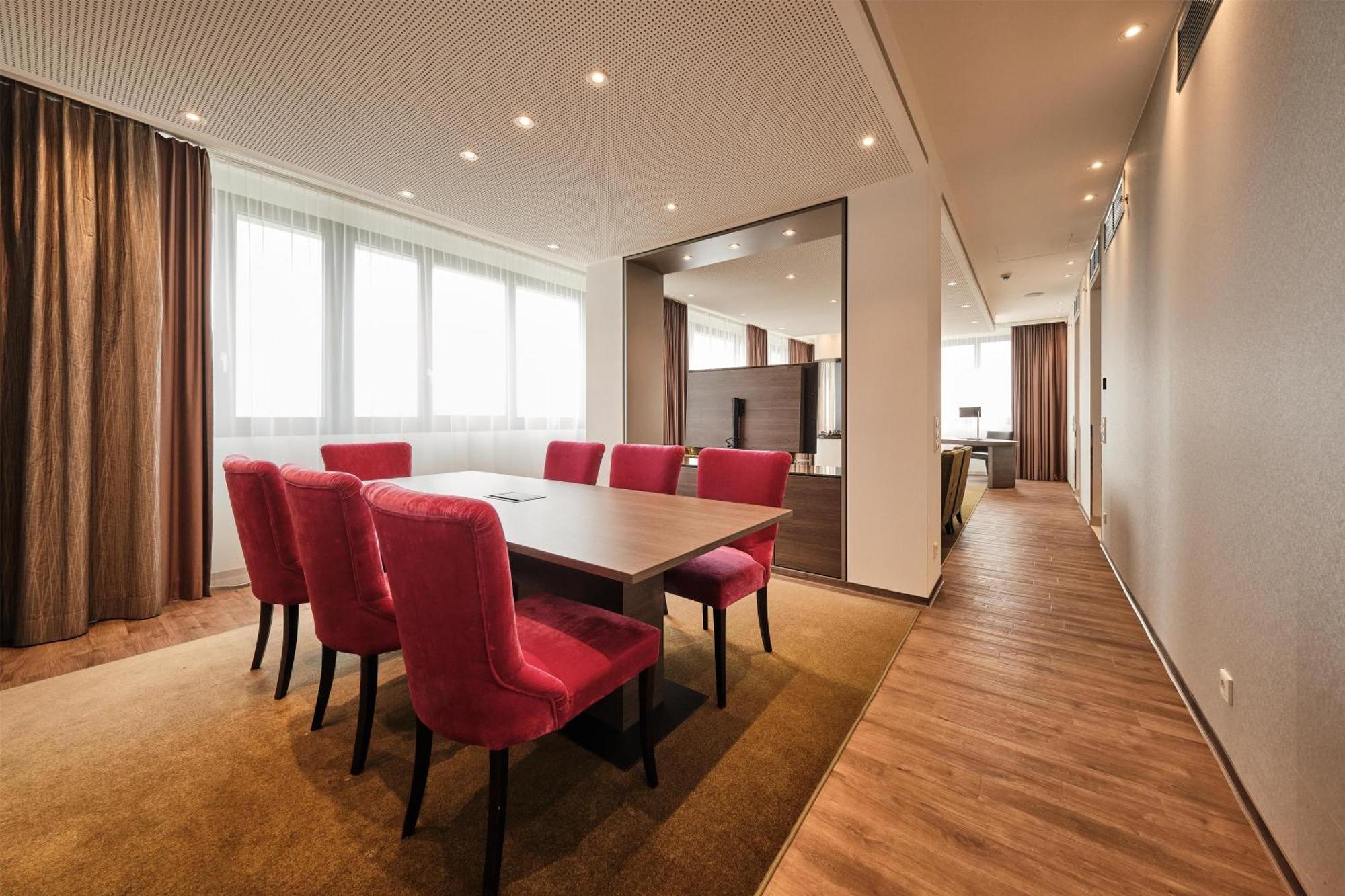 Panorama Suite