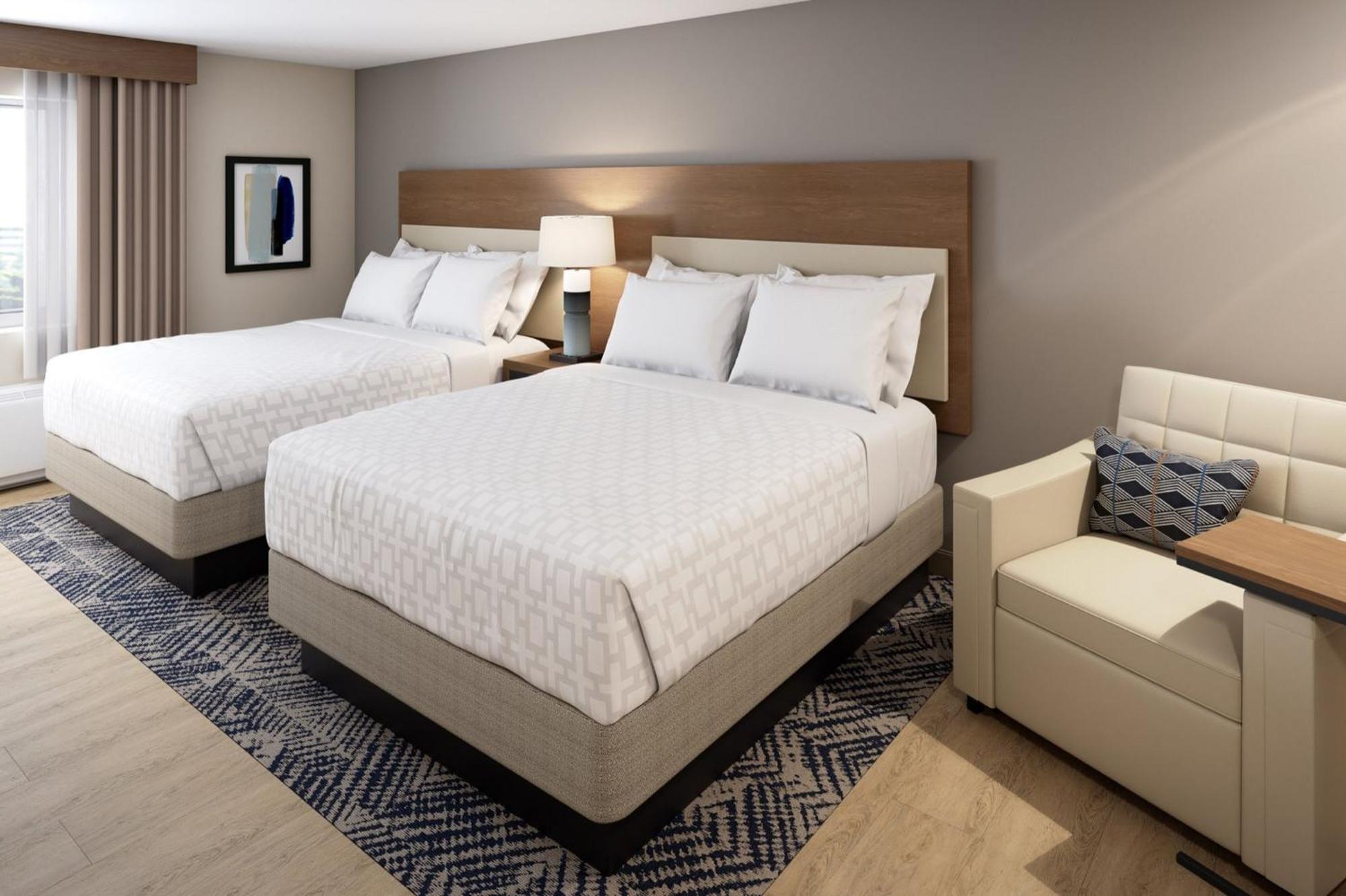One-Bedroom Queen Suite with Tub - Mobility Accessible
