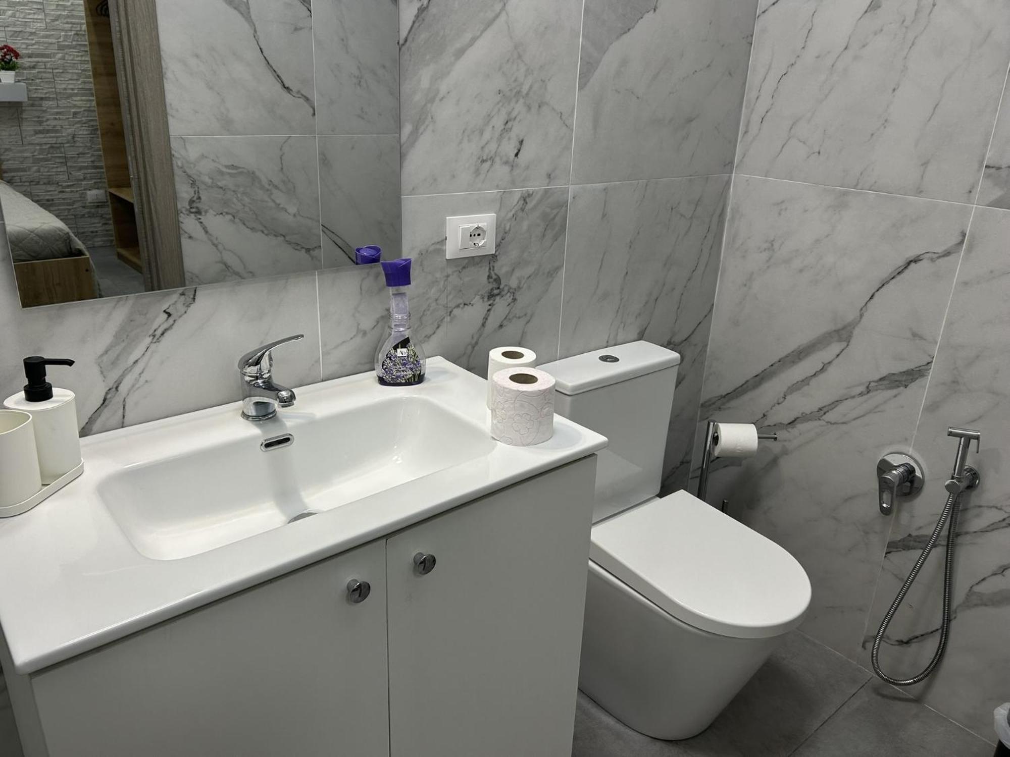 Quadruple Room Private Bathroom