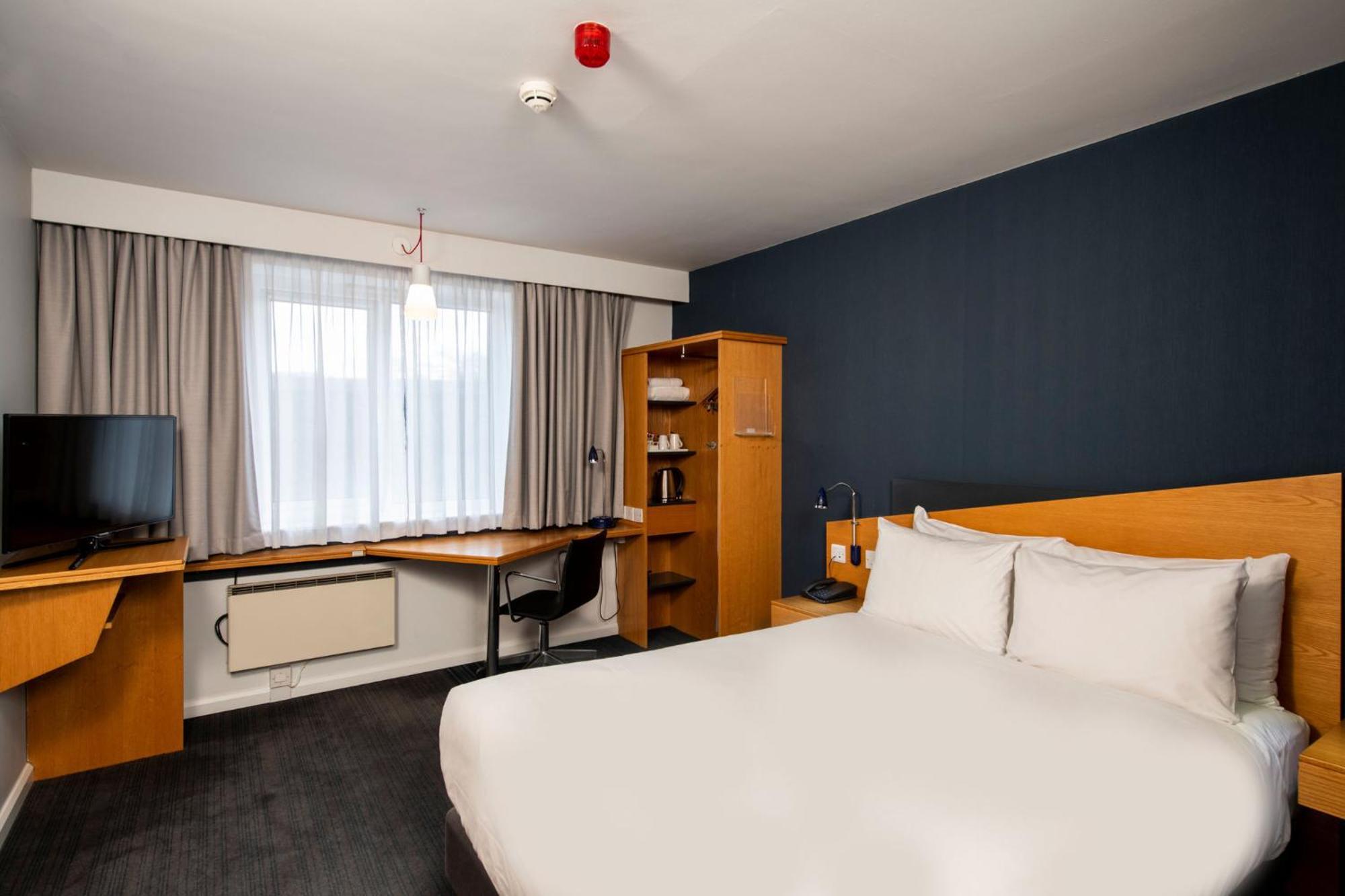 Standard Double Room Hot Accessible