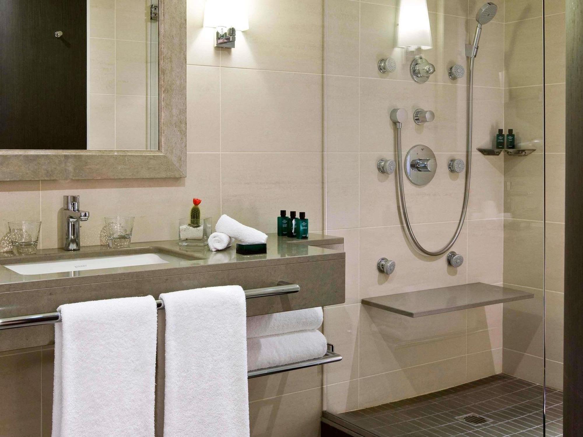 Superior Twin Room Courtyard View Spa or Gym Access