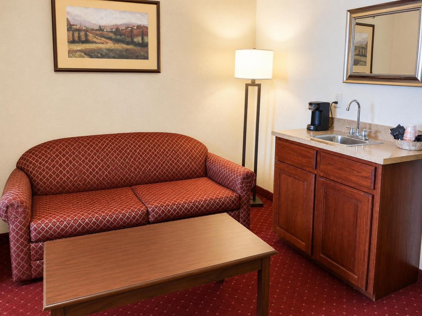 King Suite Accessible or Non-Smoking