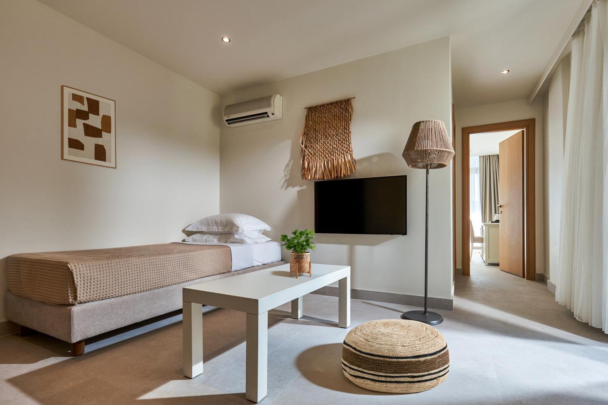 Standard Suite Urban View